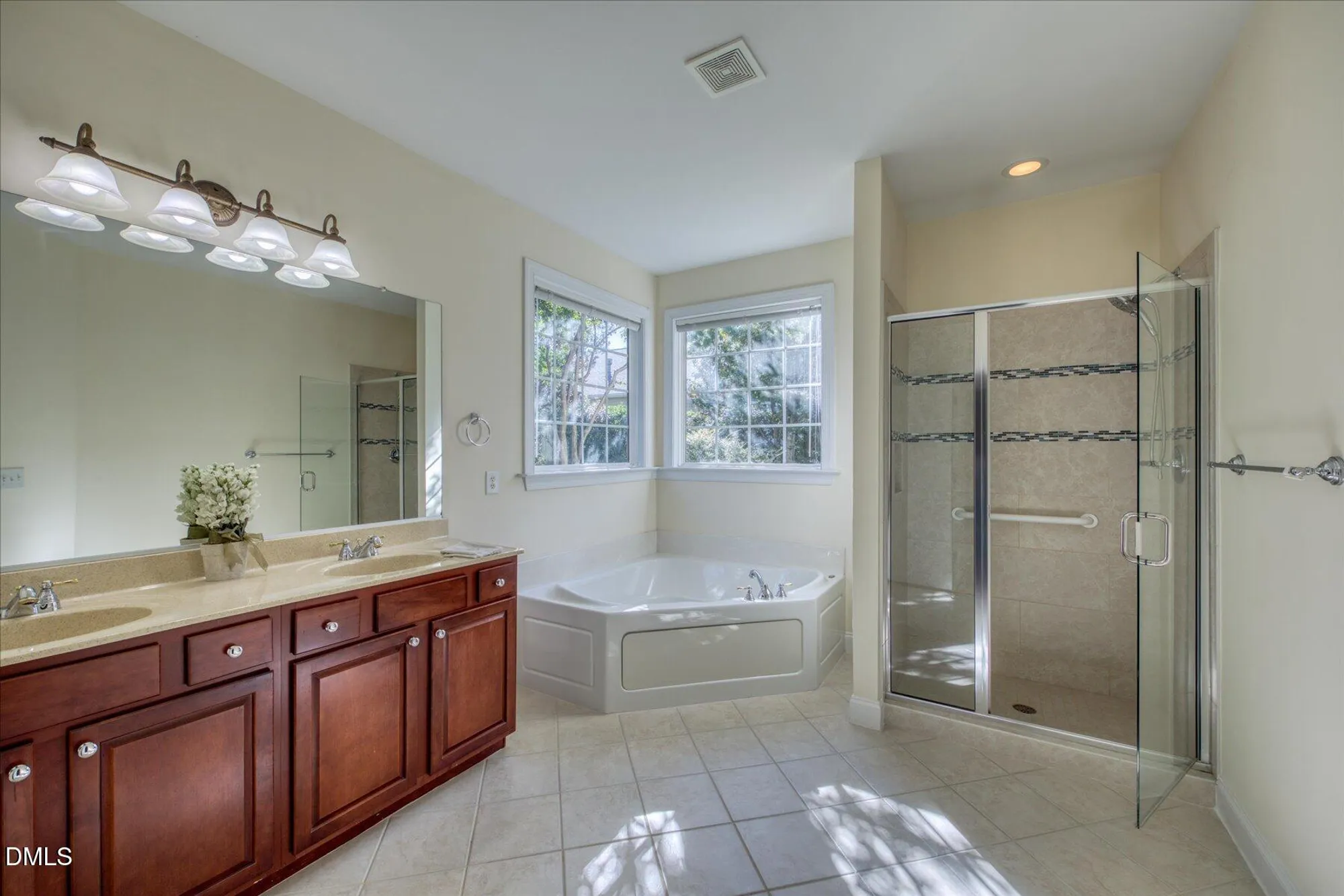 Property Slideshow image 28 of 47 | 502 quaker dell ln, Cary, NC, 27519