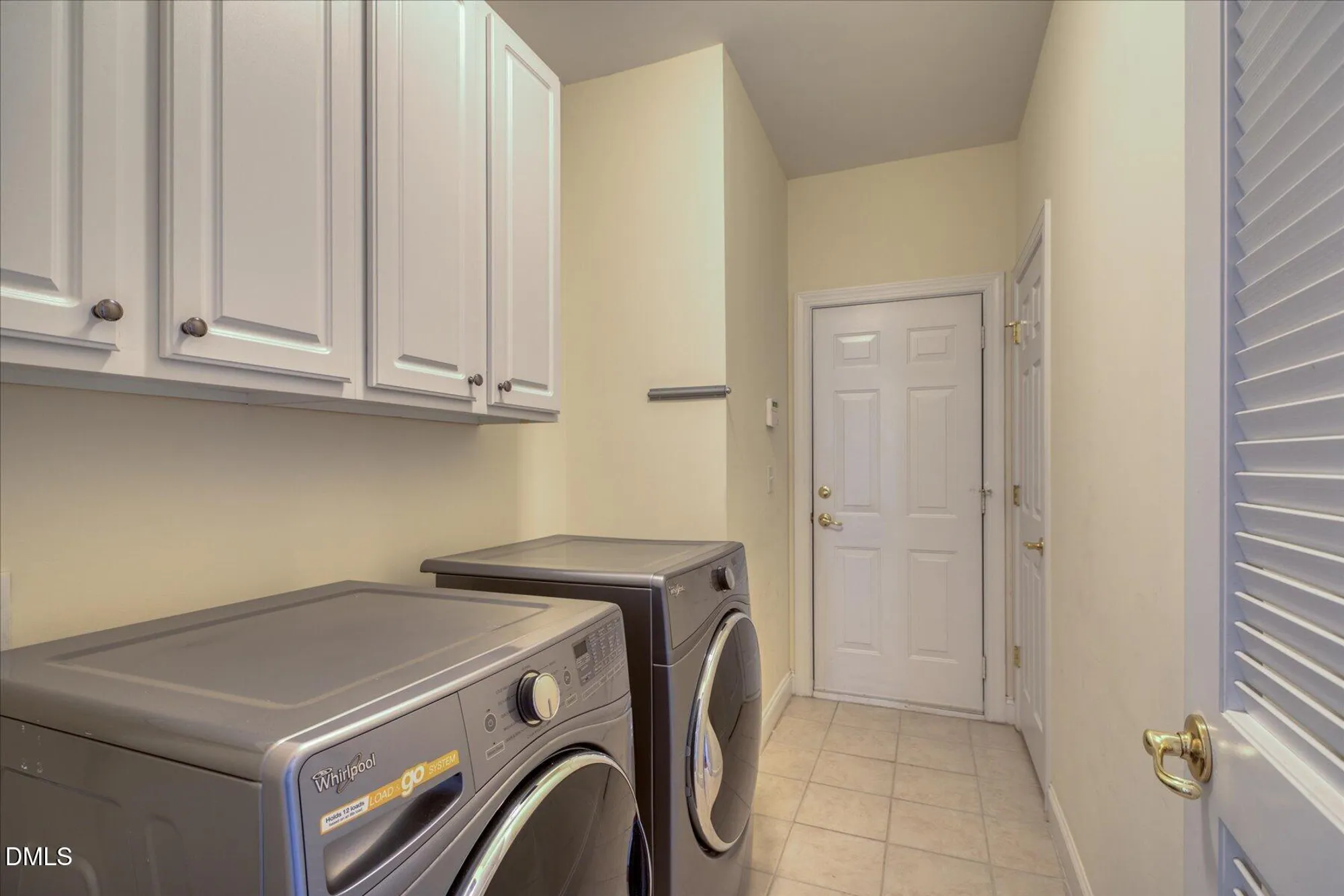 Property Slideshow image 39 of 47 | 502 quaker dell ln, Cary, NC, 27519