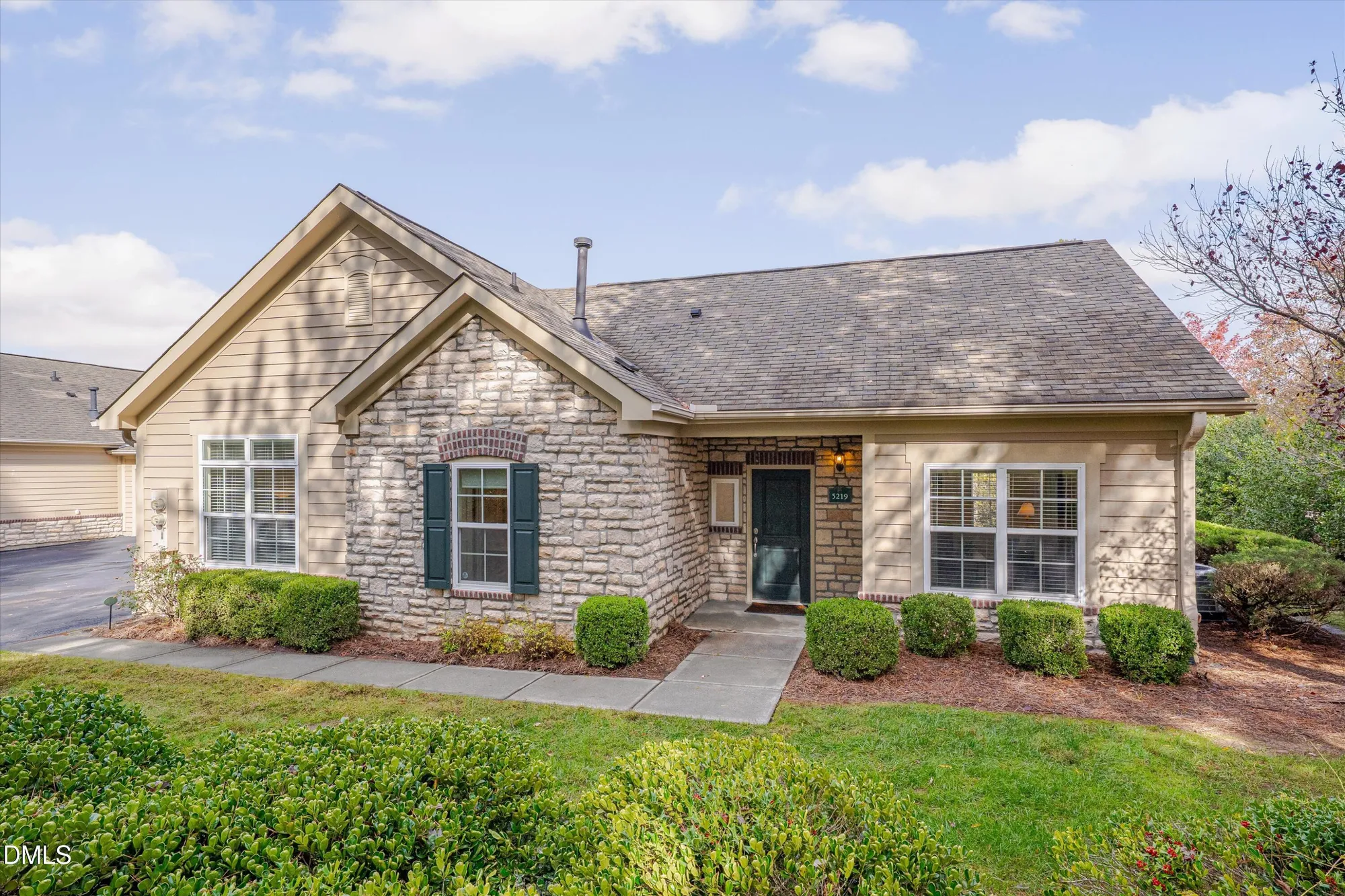 Property Slideshow image 1 of 29 | 5129 niagra dr, Chapel Hill, NC, 27517