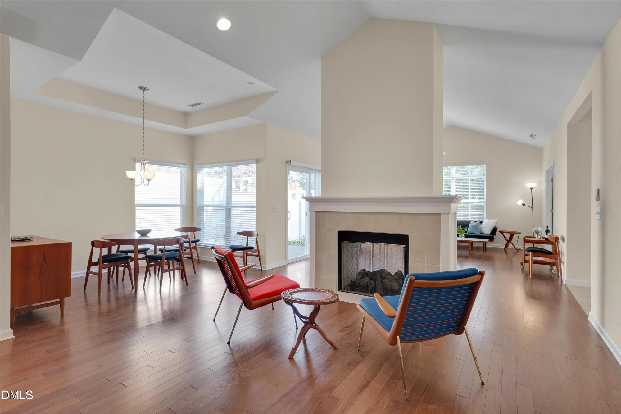 Property Slideshow image 11 of 29 | 5129 niagra dr, Chapel Hill, NC, 27517