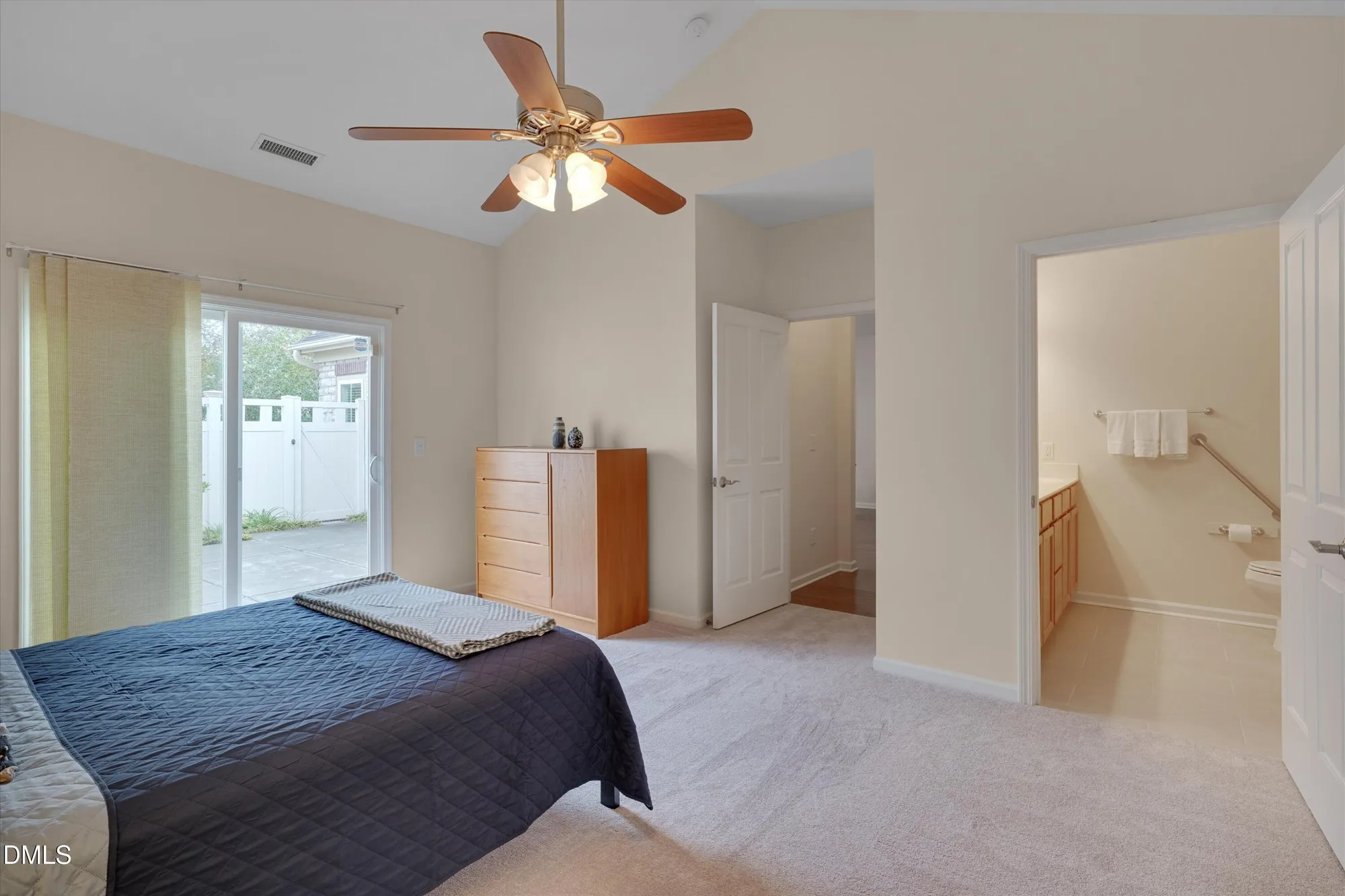 Property Slideshow image 18 of 29 | 5129 niagra dr, Chapel Hill, NC, 27517