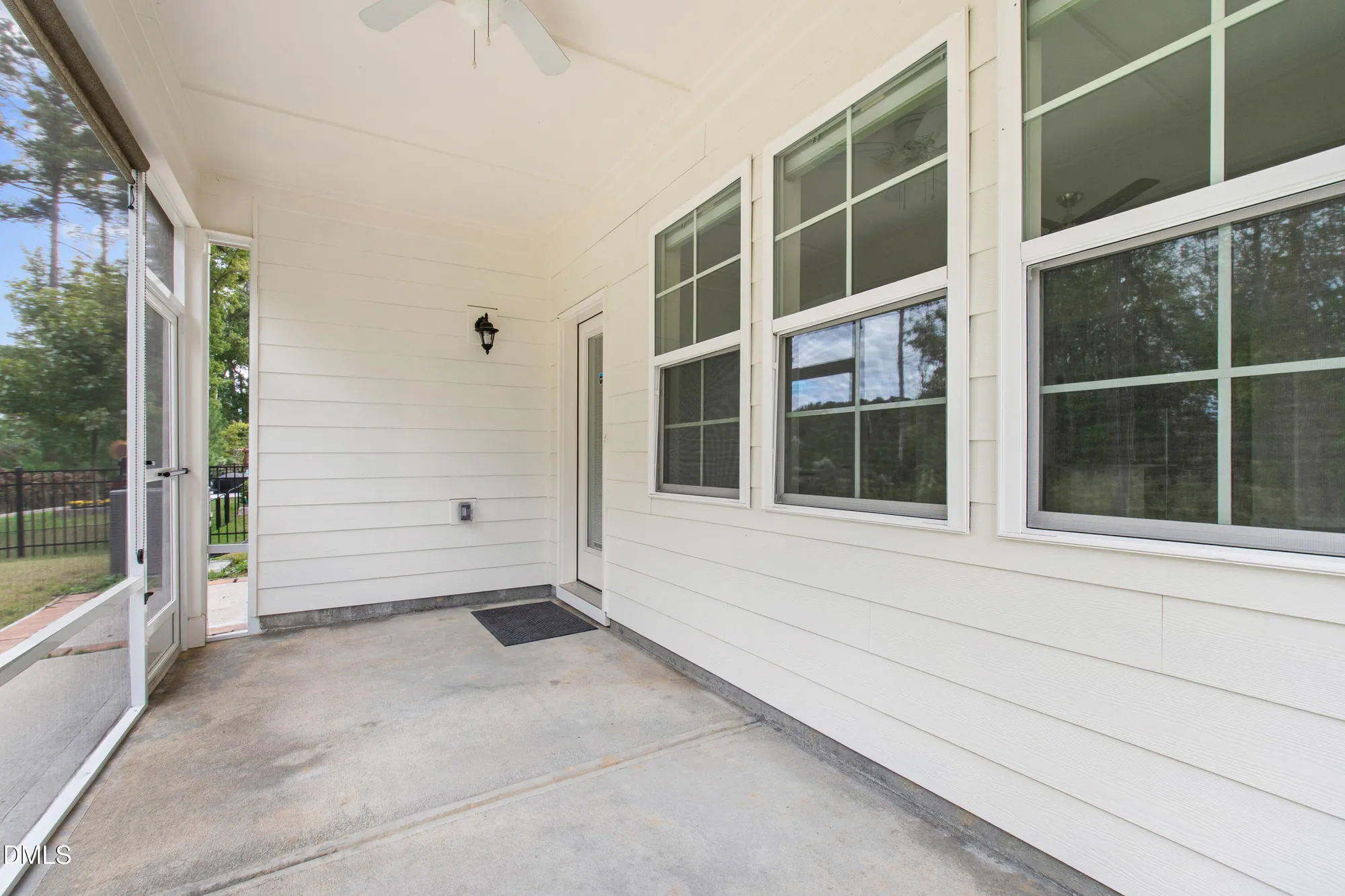 Property Slideshow image 18 of 20 | 1913 stanlake dr, Apex, NC, 27502