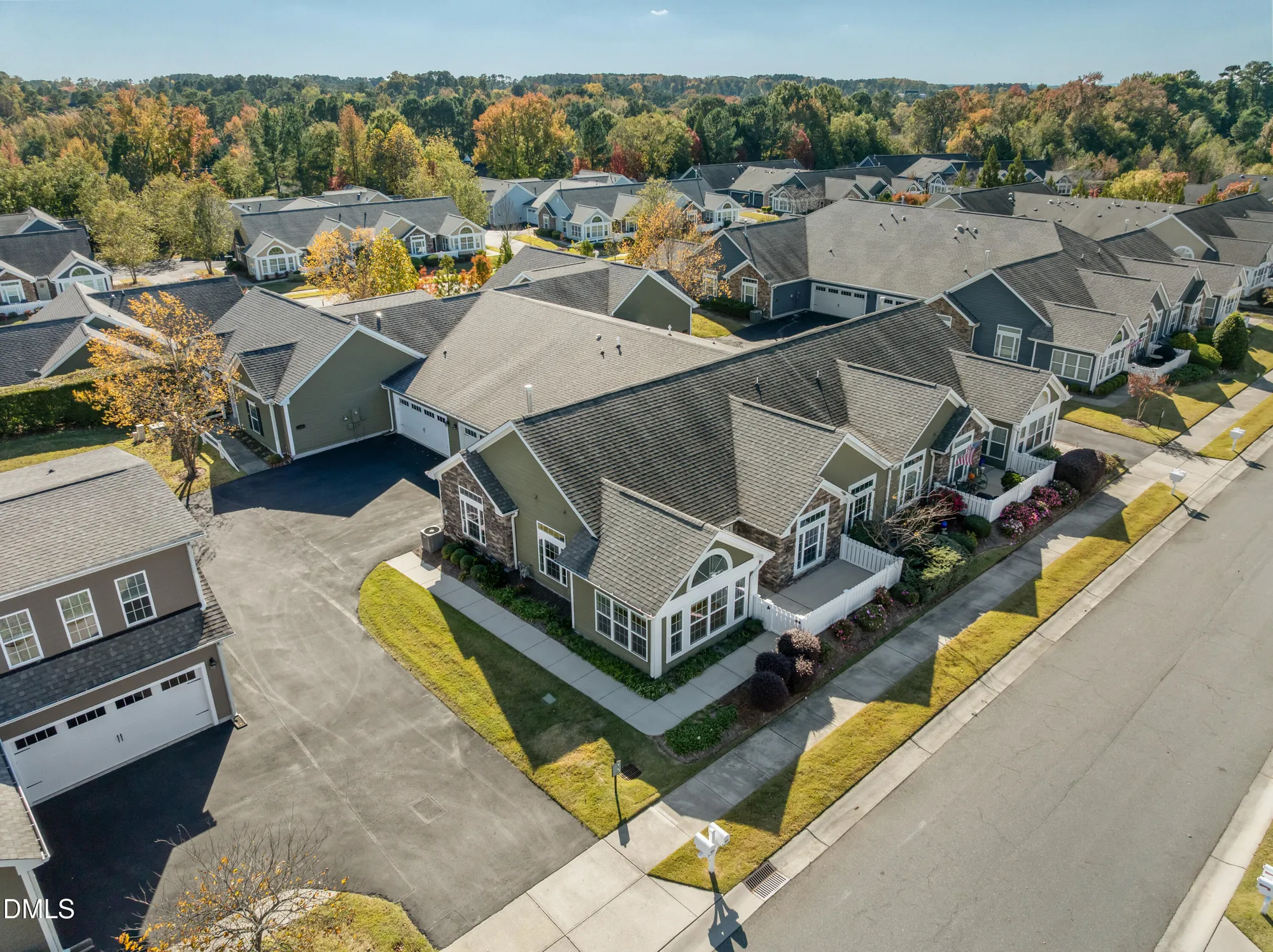 Property Slideshow image 30 of 40 | 1480 orchard villas ave, Apex, NC, 27502