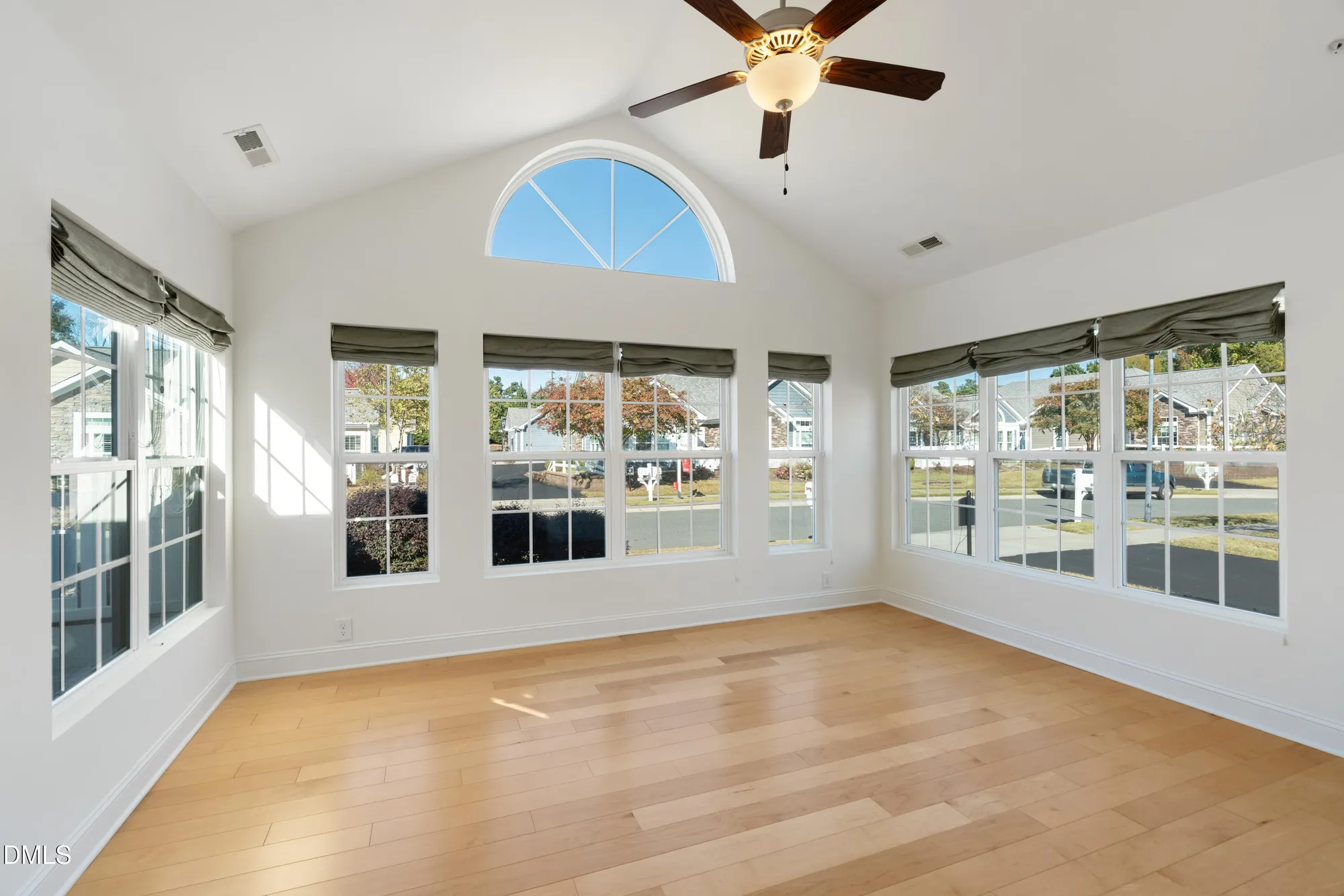 Property Slideshow image 9 of 40 | 1480 orchard villas ave, Apex, NC, 27502