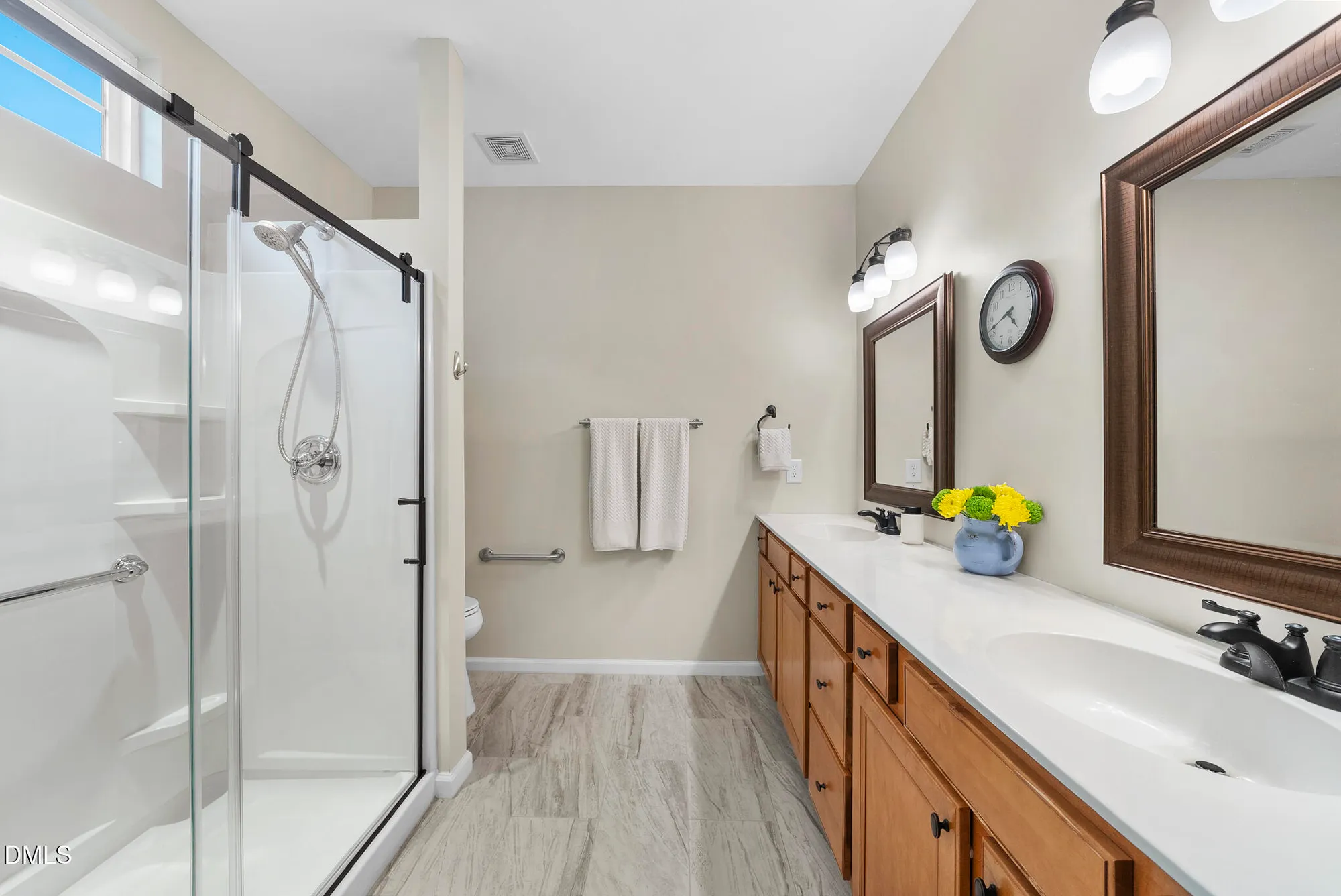 Property Slideshow image 18 of 46 | 105 brookesby ct, Cary, NC, 27519
