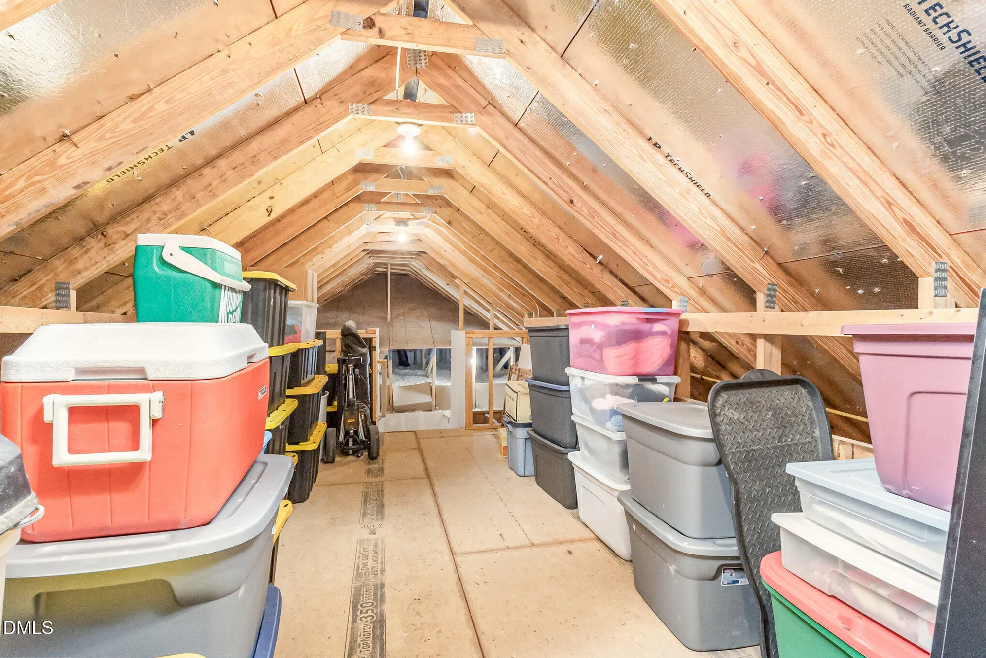 Property Slideshow image 31 of 37 | 1314 clay hill way, Durham, NC, 27703