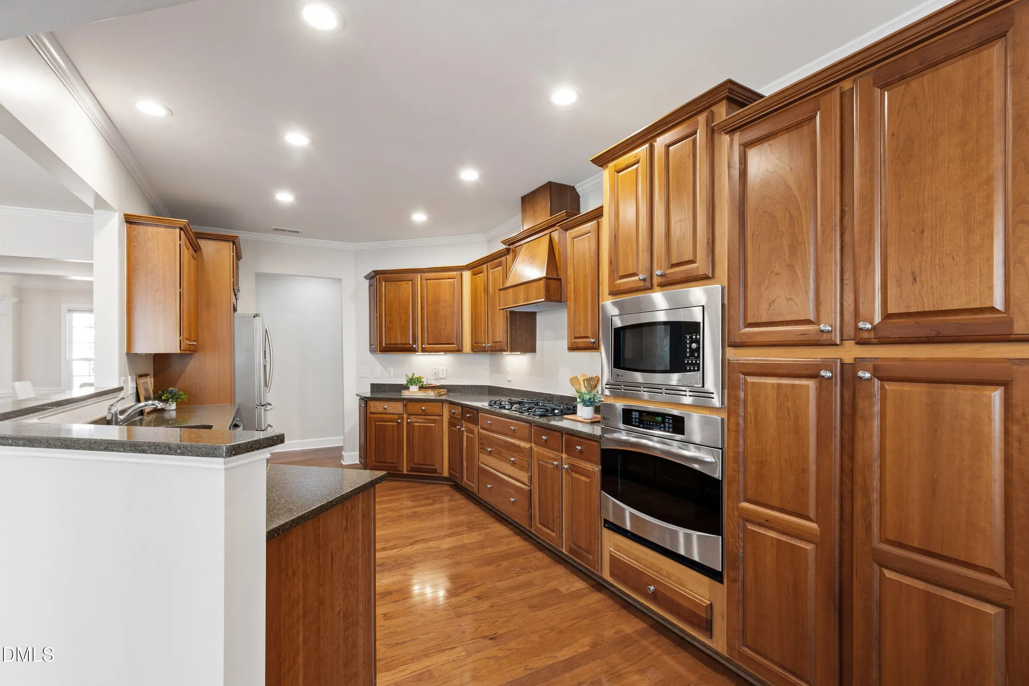 Property Slideshow image 20 of 58 | 1407 ventnor pl, Cary, NC, 27519