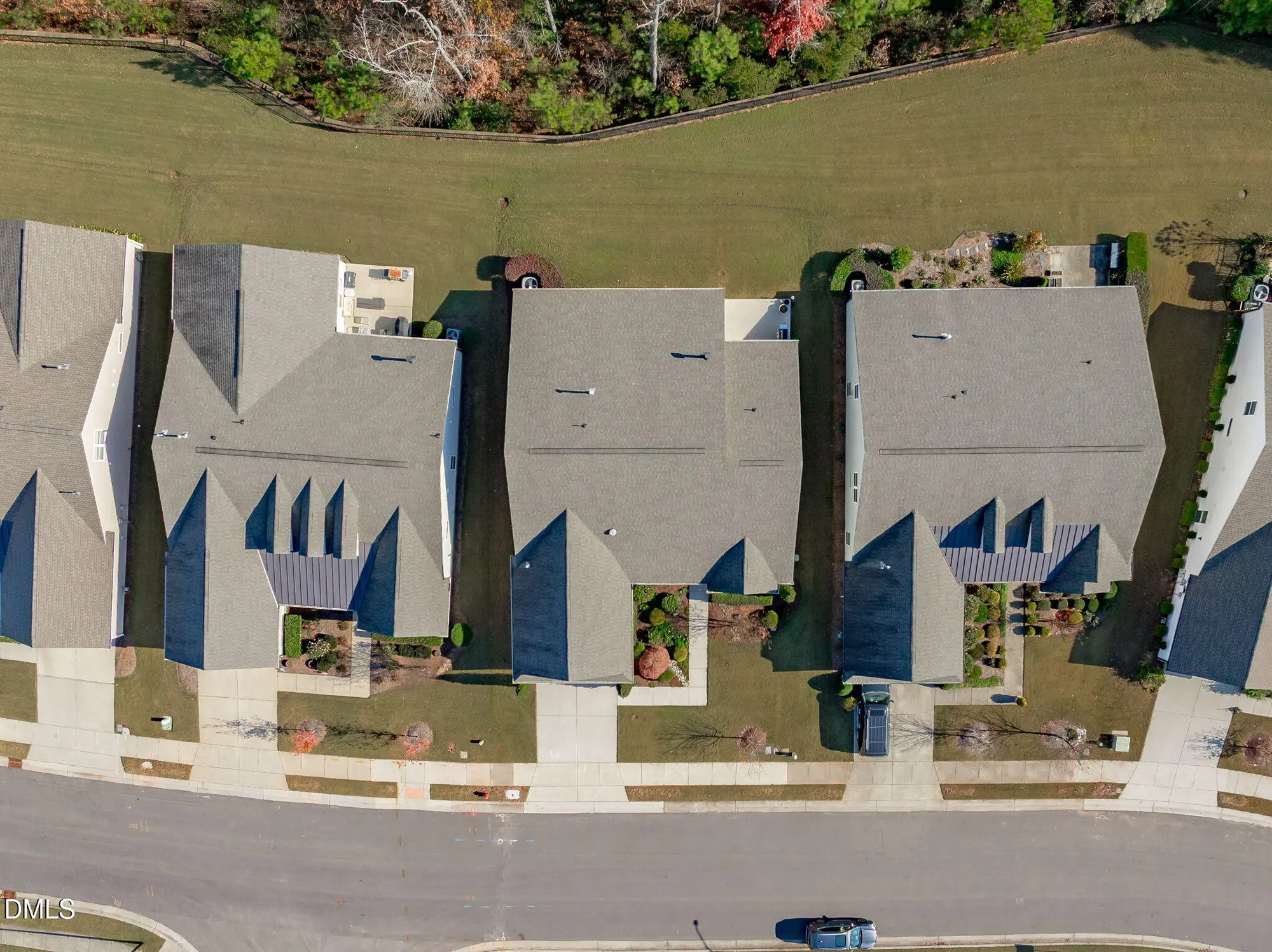 Property Slideshow image 50 of 71 | 303 ibis ln, Durham, NC, 27703