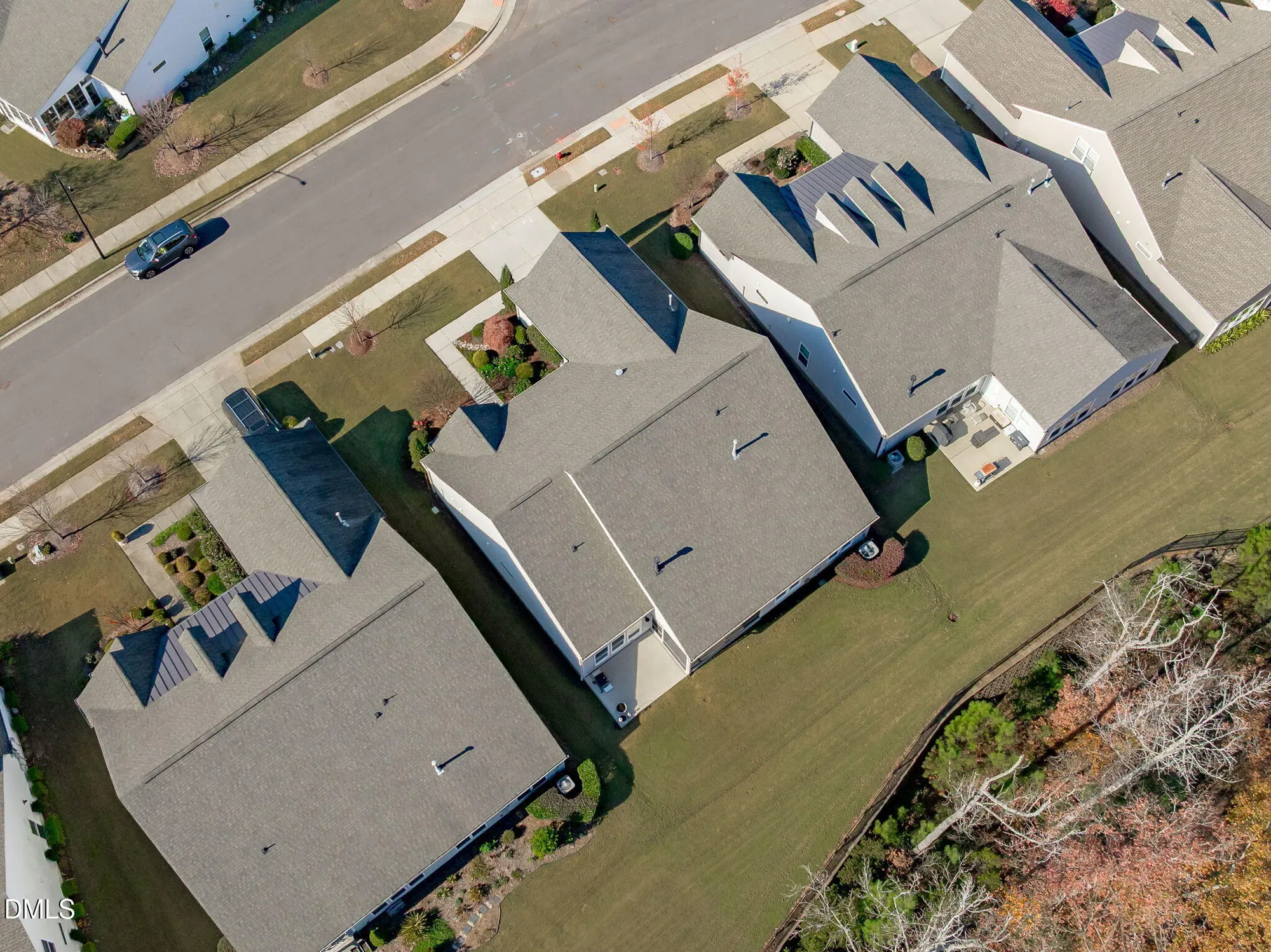 Property Slideshow image 51 of 71 | 303 ibis ln, Durham, NC, 27703