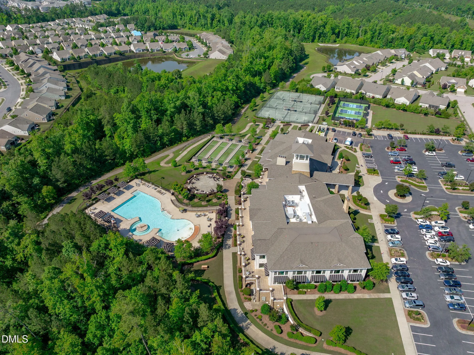 Property Slideshow image 63 of 71 | 303 ibis ln, Durham, NC, 27703