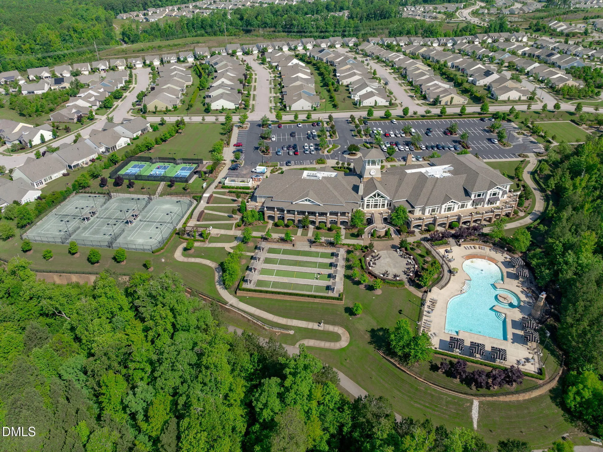 Property Slideshow image 70 of 71 | 303 ibis ln, Durham, NC, 27703