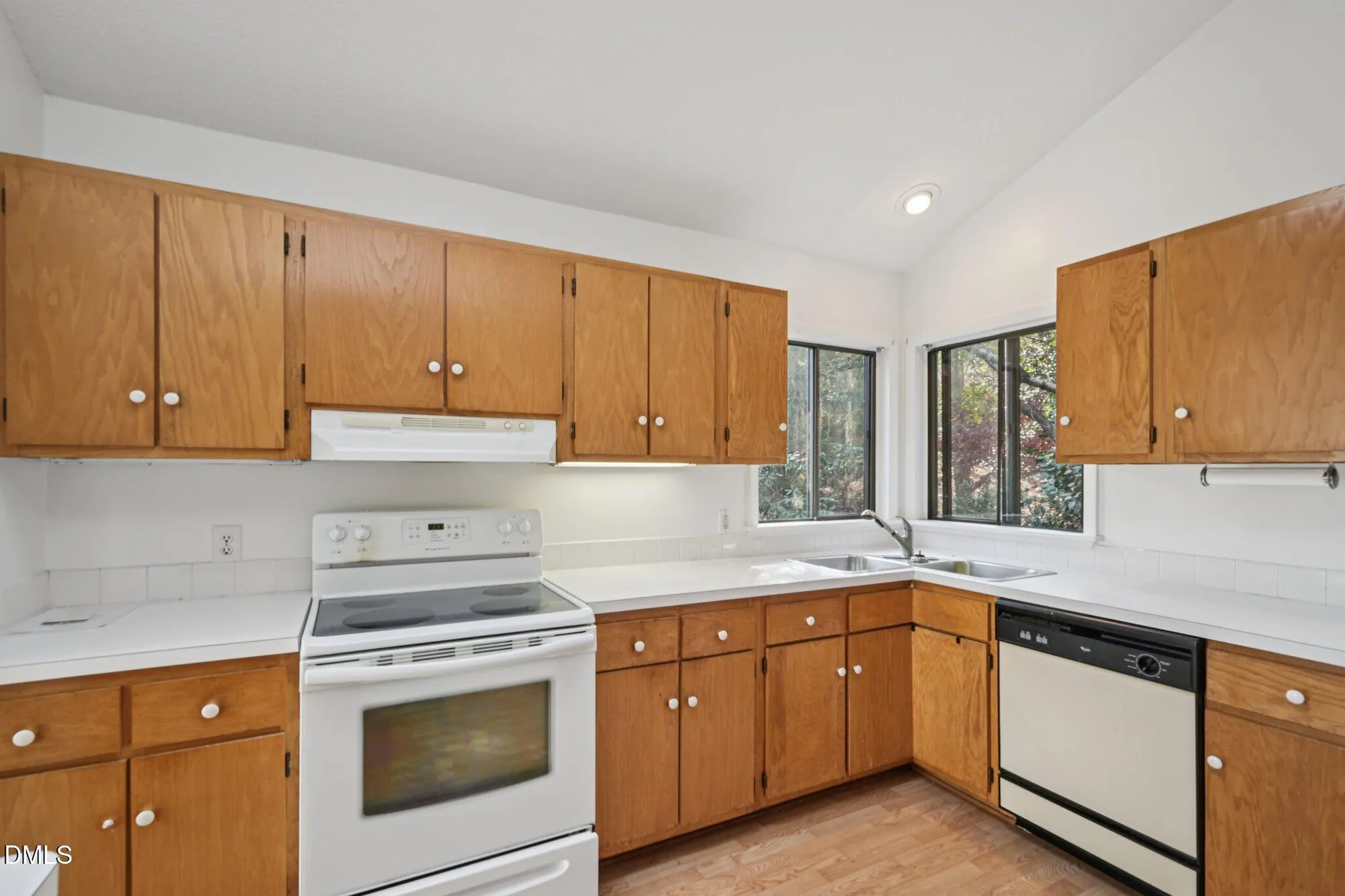 Property Slideshow image 9 of 28 | 49 trestle leaf, Pittsboro, NC, 27312