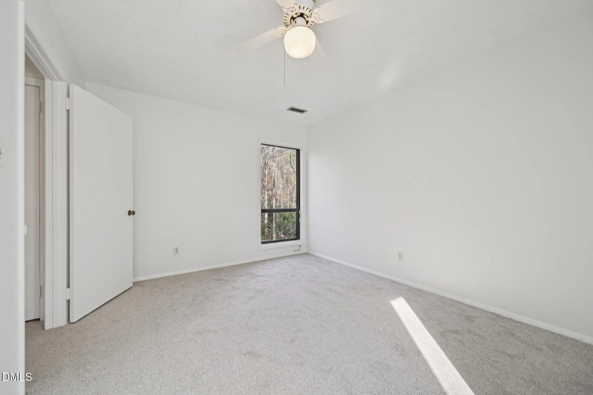 Property Slideshow image 23 of 28 | 49 trestle leaf, Pittsboro, NC, 27312