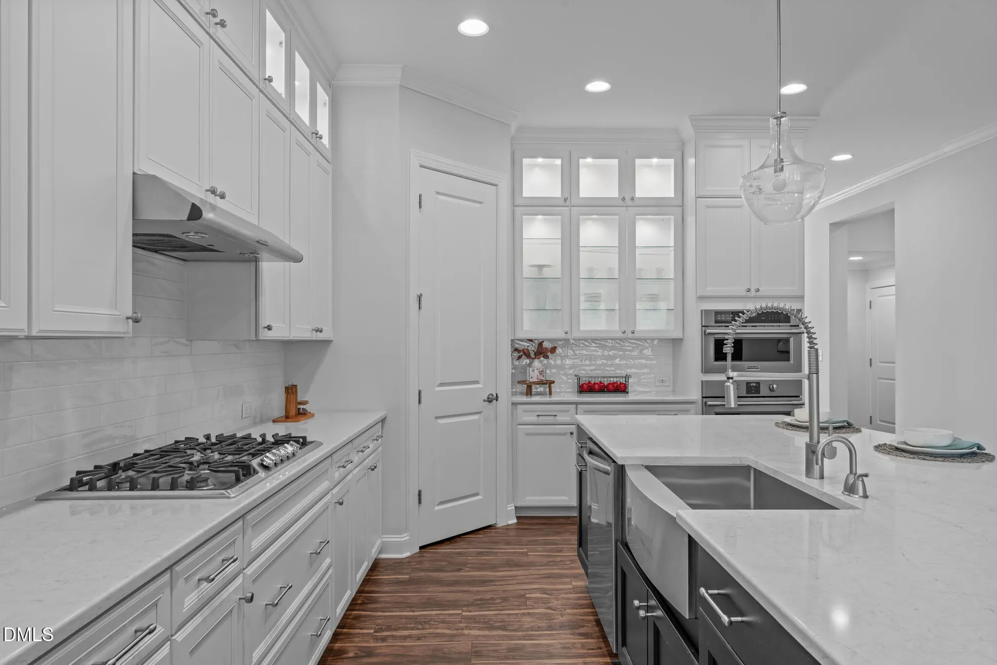 Property Slideshow image 11 of 63 | 616 middleton pl, Chapel Hill, NC, 27516