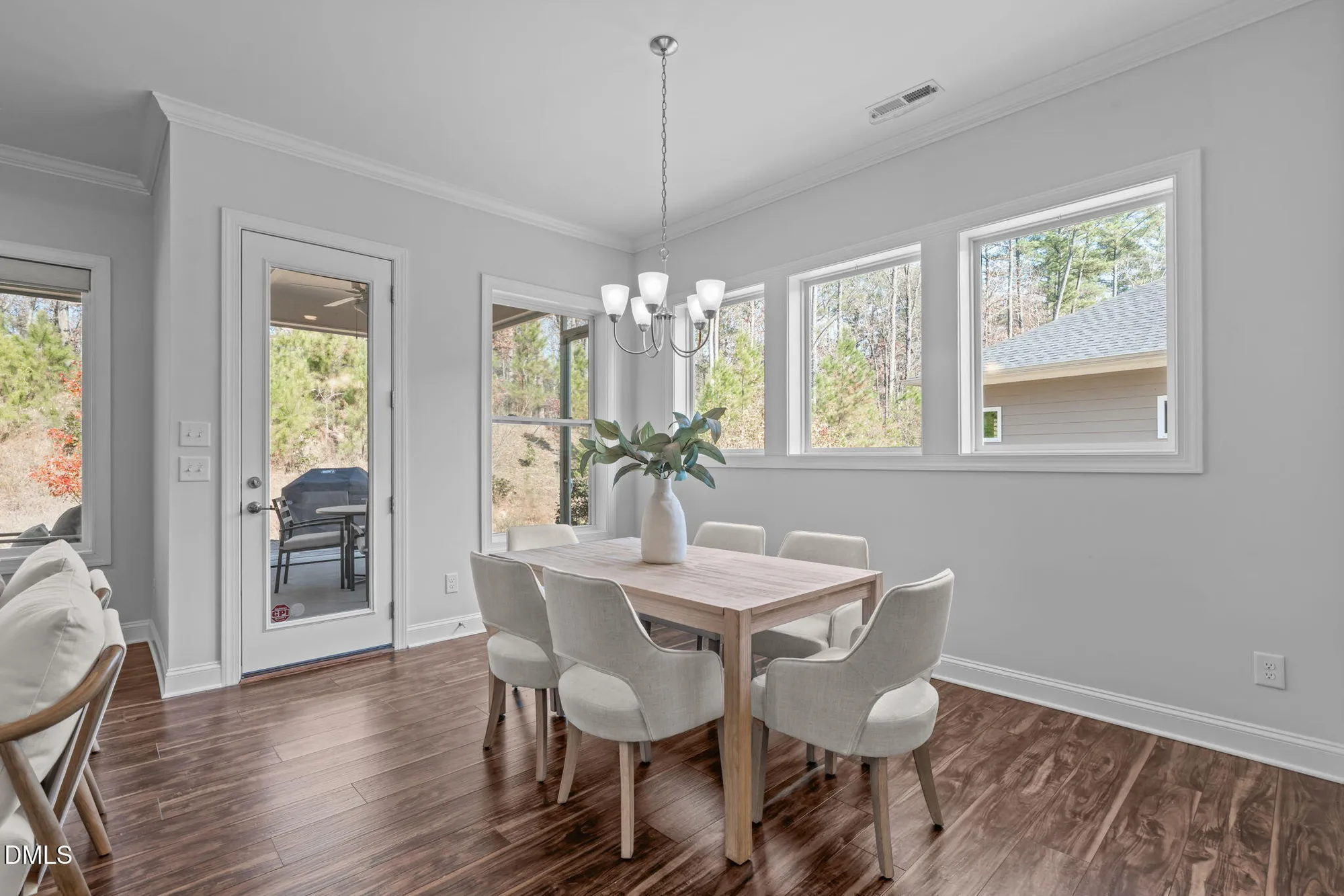 Property Slideshow image 15 of 63 | 616 middleton pl, Chapel Hill, NC, 27516