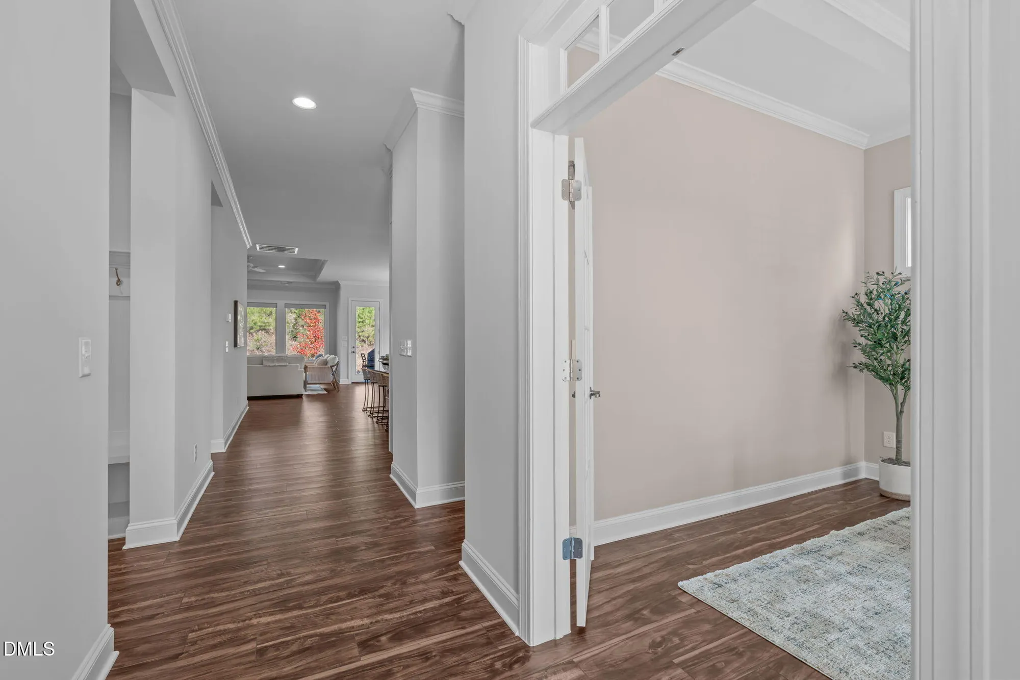 Property Slideshow image 4 of 63 | 616 middleton pl, Chapel Hill, NC, 27516