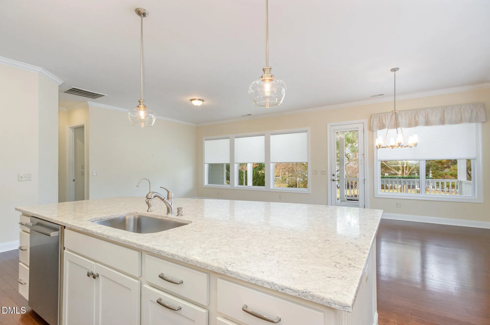 Property Slideshow image 19 of 56 | 105 coventry ln, Chapel Hill, NC, 27516