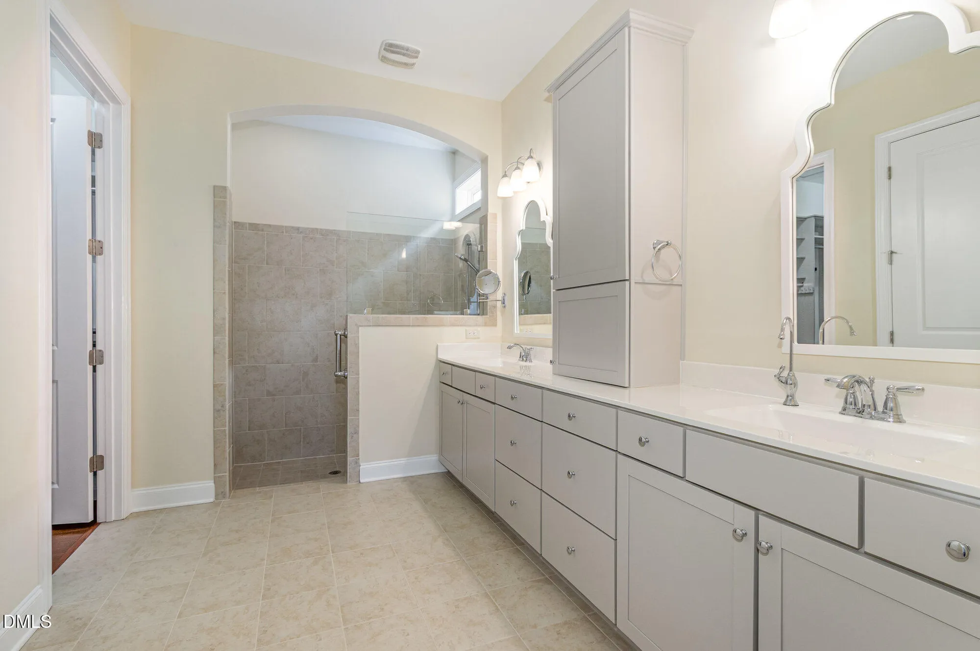 Property Slideshow image 26 of 56 | 105 coventry ln, Chapel Hill, NC, 27516