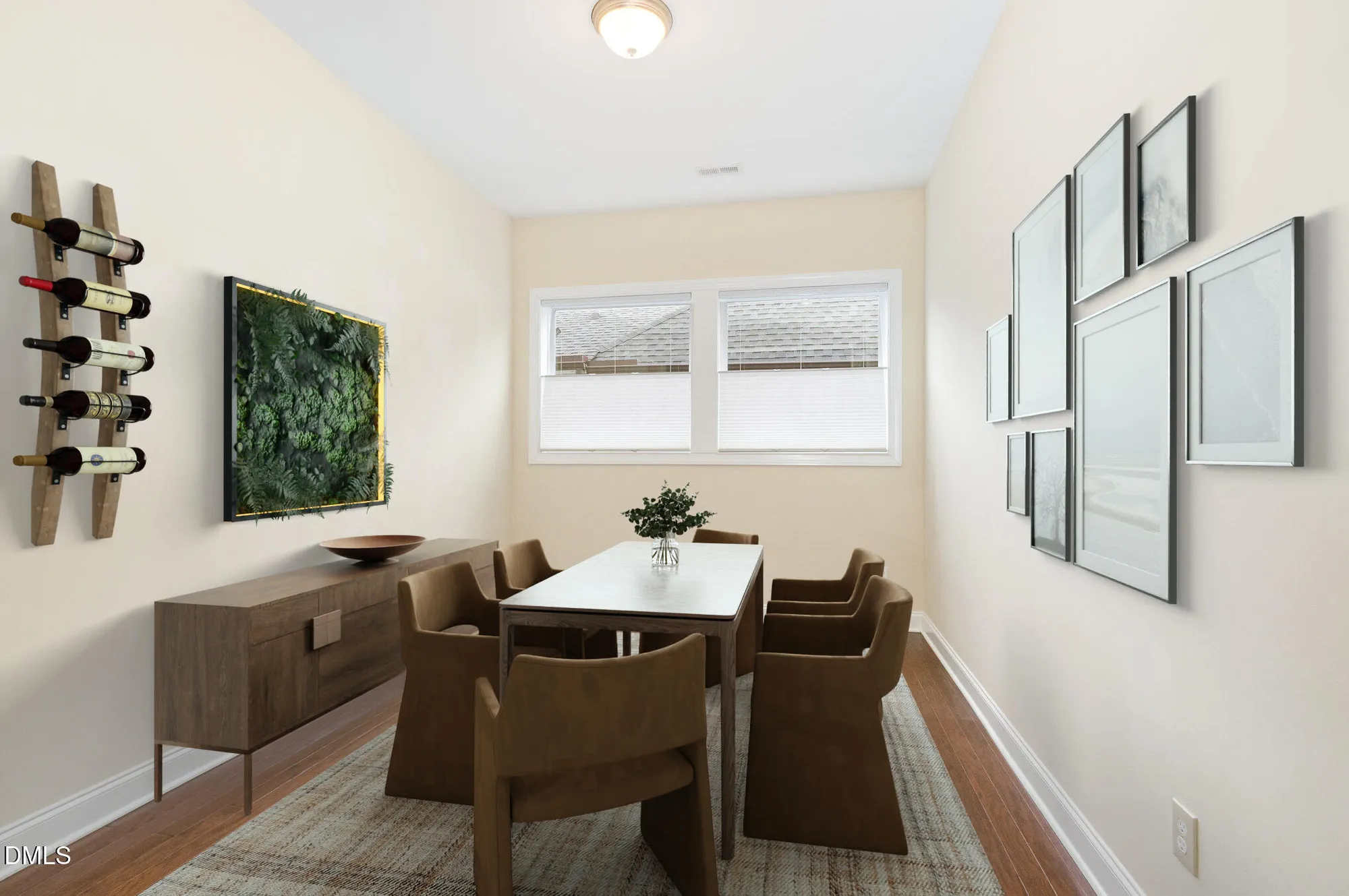 Property Slideshow image 6 of 56 | 105 coventry ln, Chapel Hill, NC, 27516