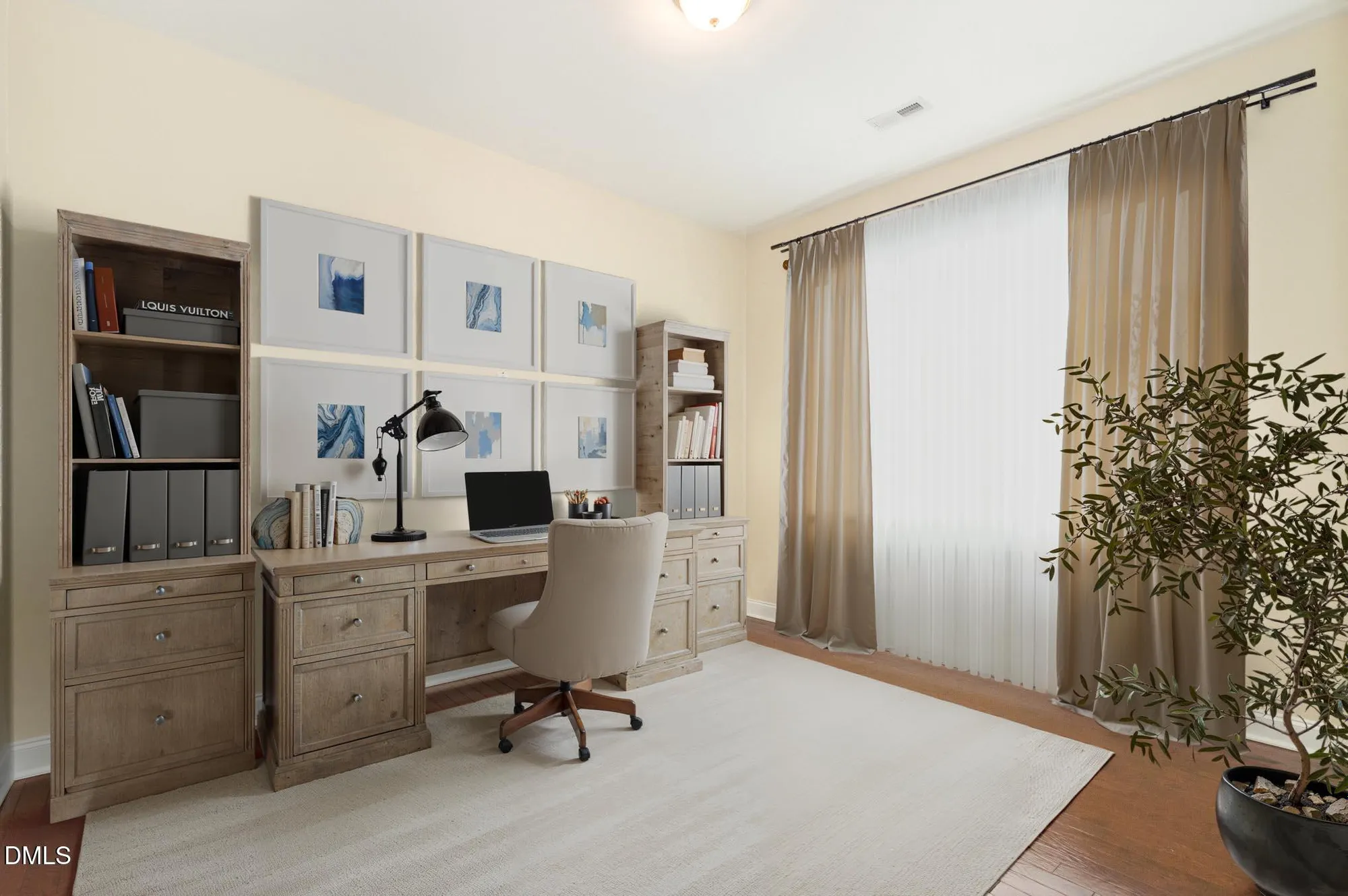 Property Slideshow image 29 of 56 | 105 coventry ln, Chapel Hill, NC, 27516