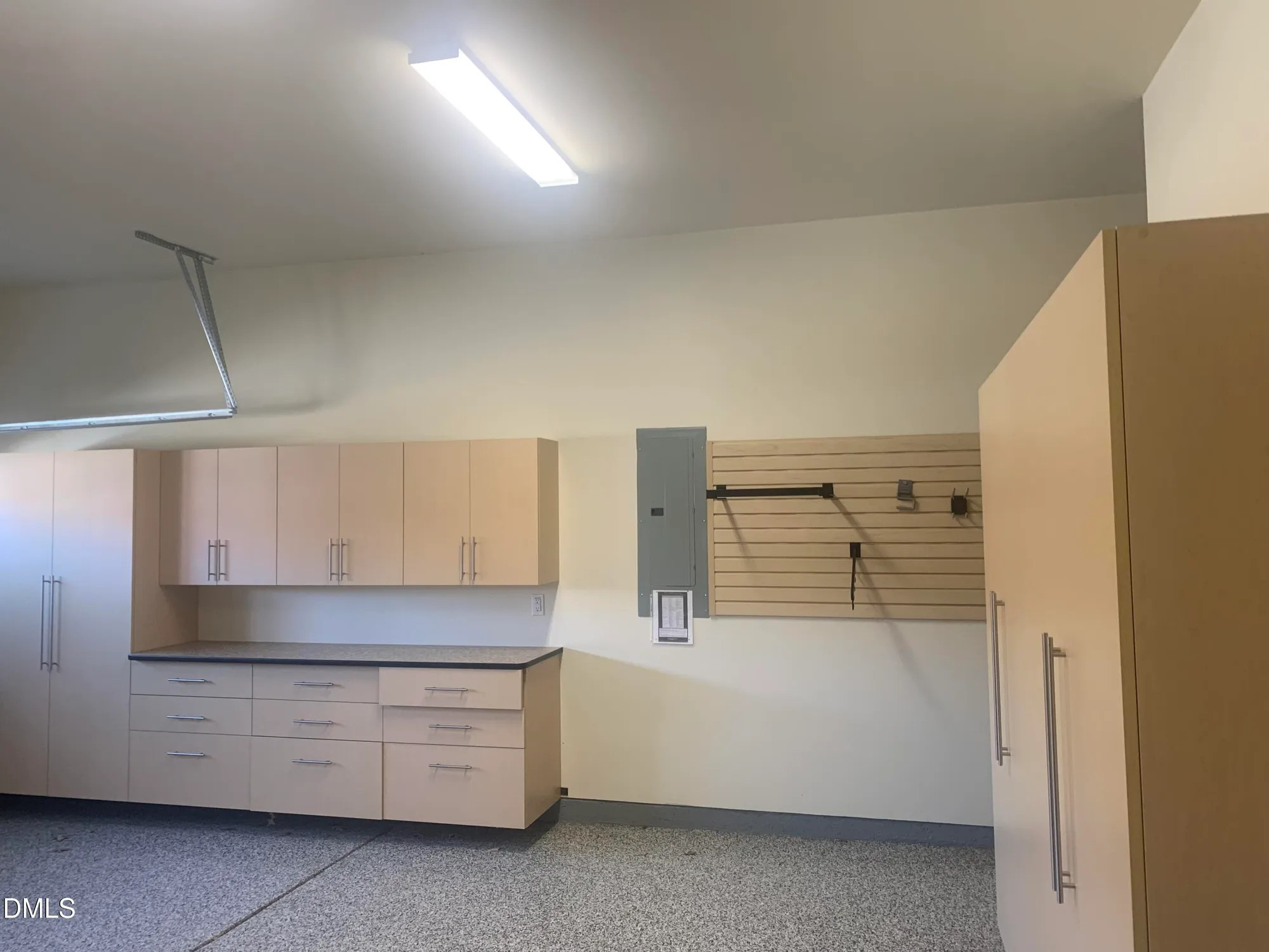 Property Slideshow image 36 of 56 | 105 coventry ln, Chapel Hill, NC, 27516