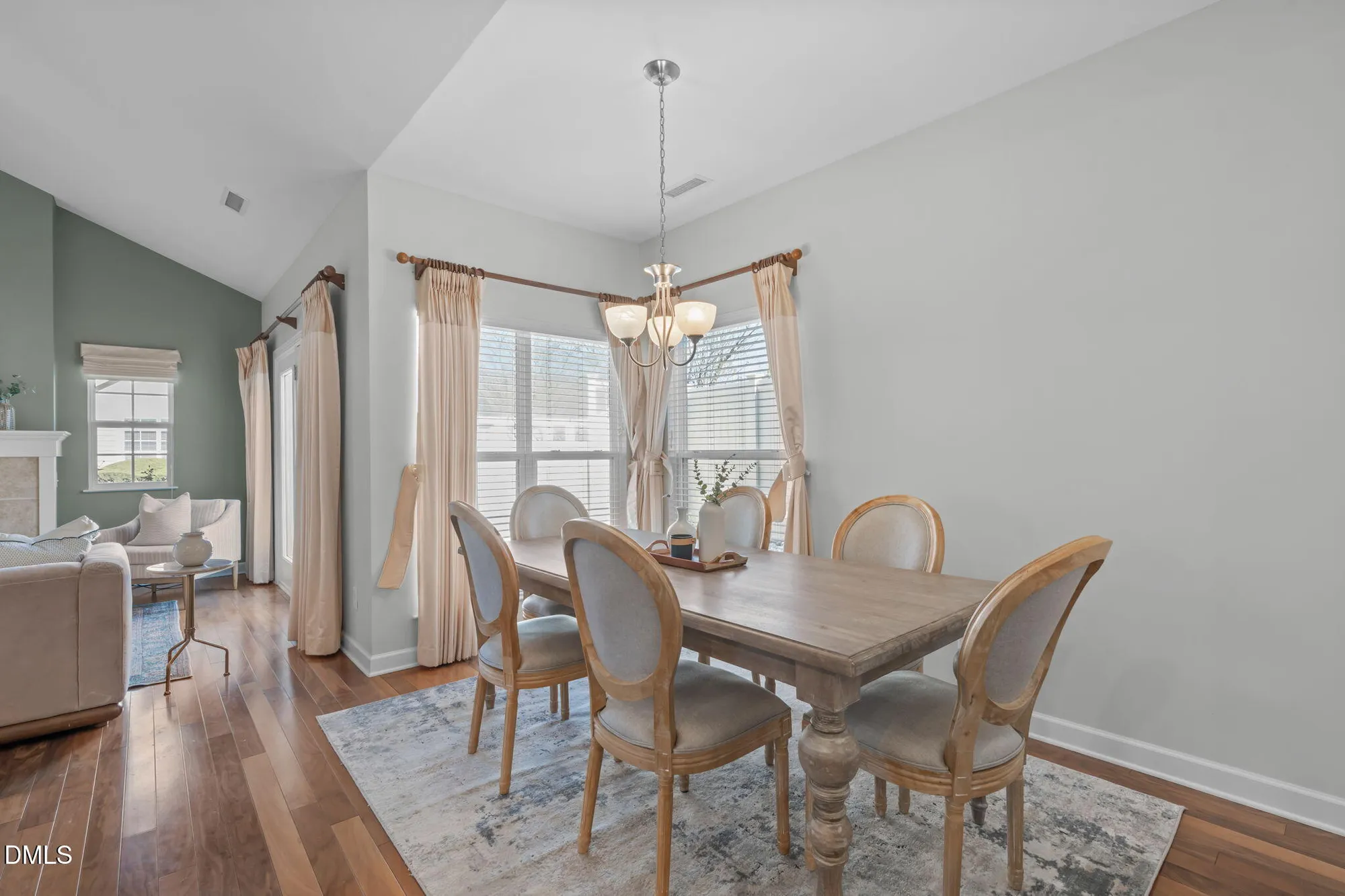 Property Slideshow image 15 of 38 | 5224 niagra dr, Chapel Hill, NC, 27517