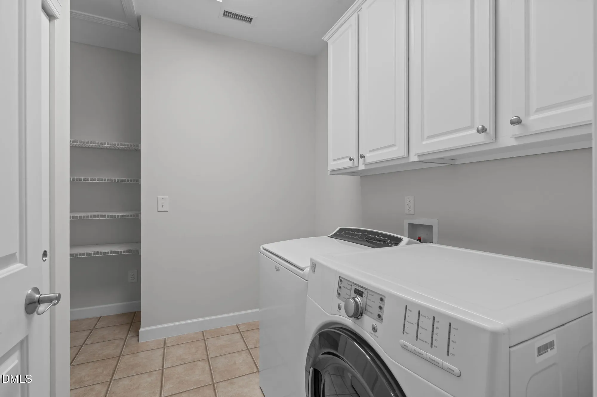 Property Slideshow image 24 of 38 | 5224 niagra dr, Chapel Hill, NC, 27517