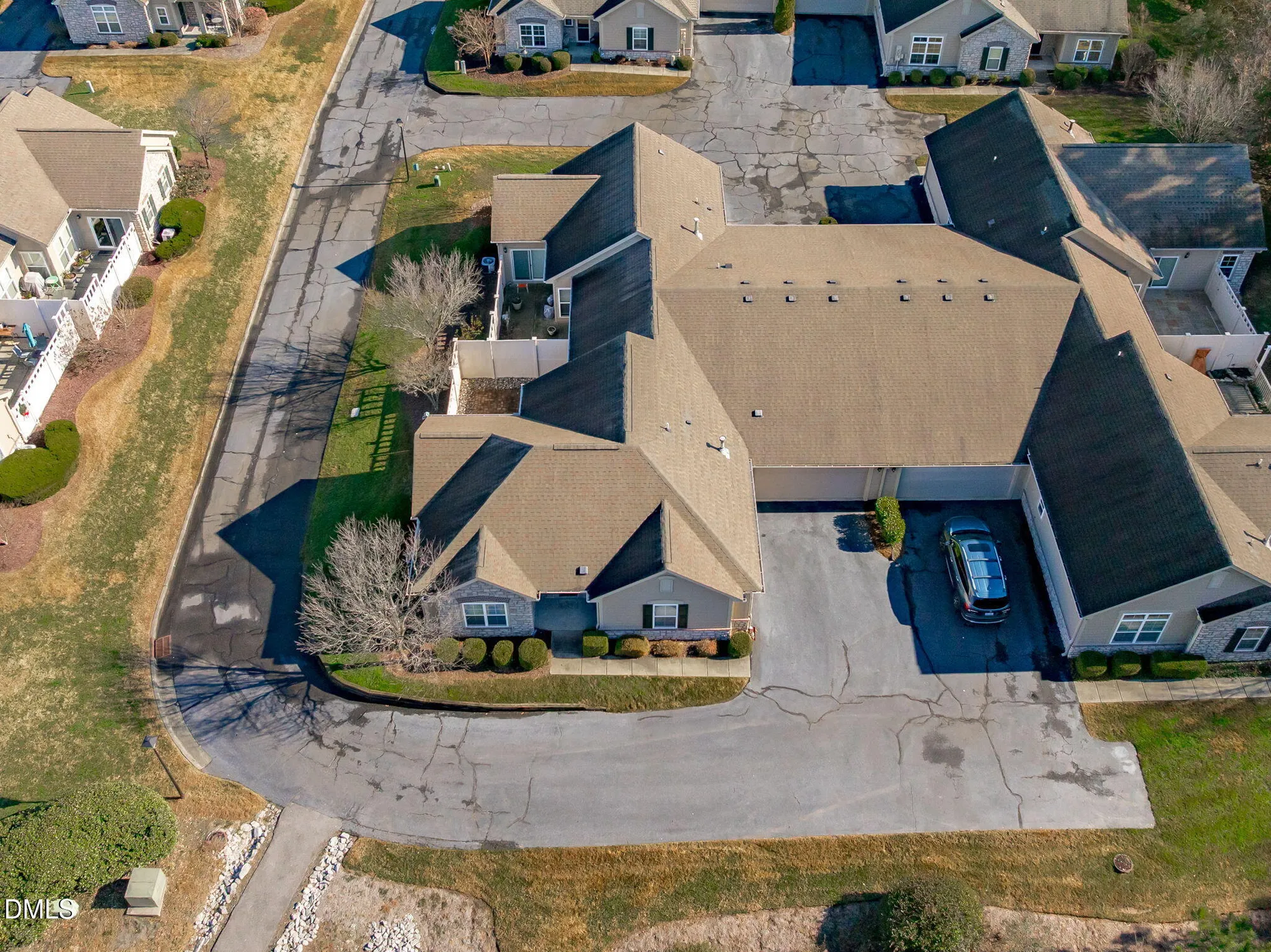 Property Slideshow image 31 of 38 | 5224 niagra dr, Chapel Hill, NC, 27517