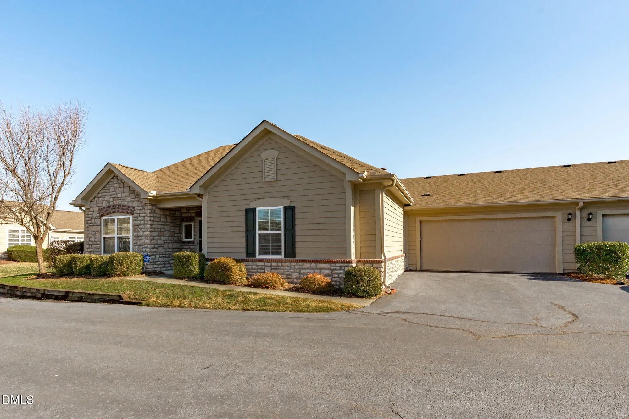 Property Slideshow image 29 of 38 | 5224 niagra dr, Chapel Hill, NC, 27517