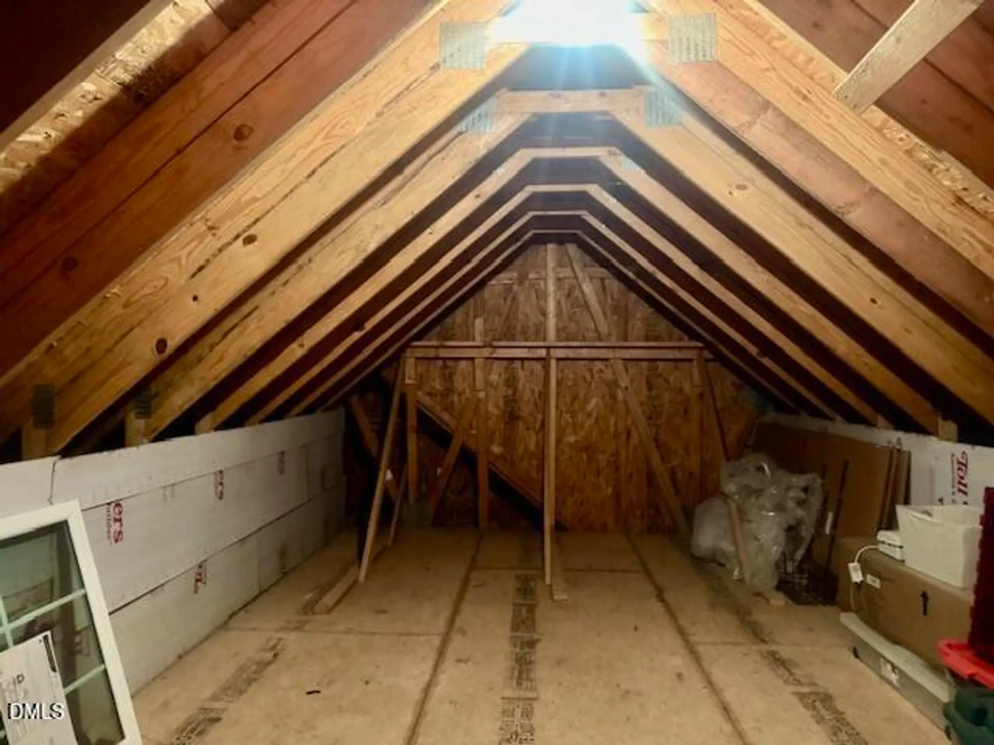 Property Slideshow image 22 of 31 | 11401 emerald creek dr, Raleigh, NC, 27617