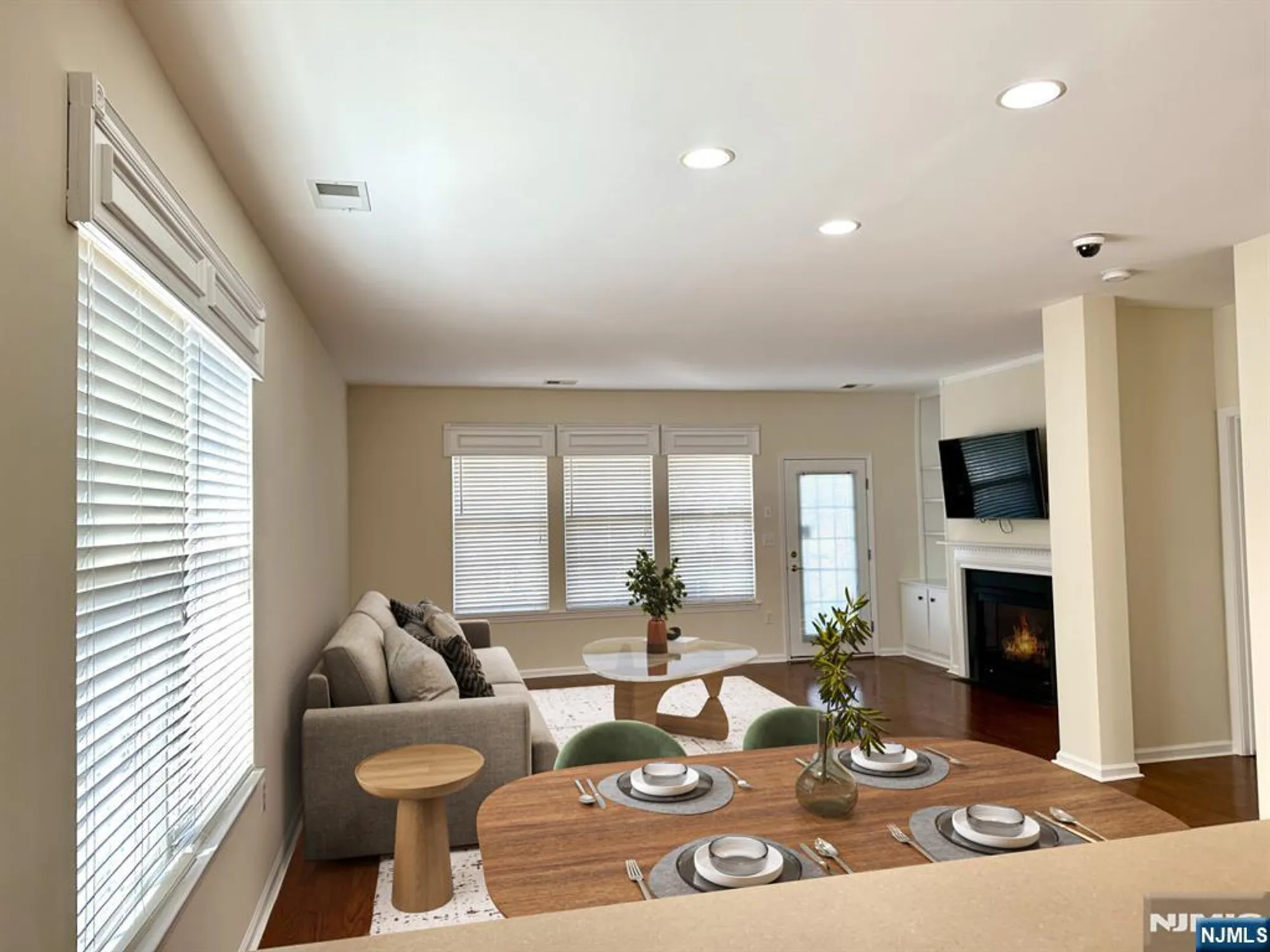 Property Slideshow image 4 of 14 | 18 waltham way, Jackson, NJ, 08527