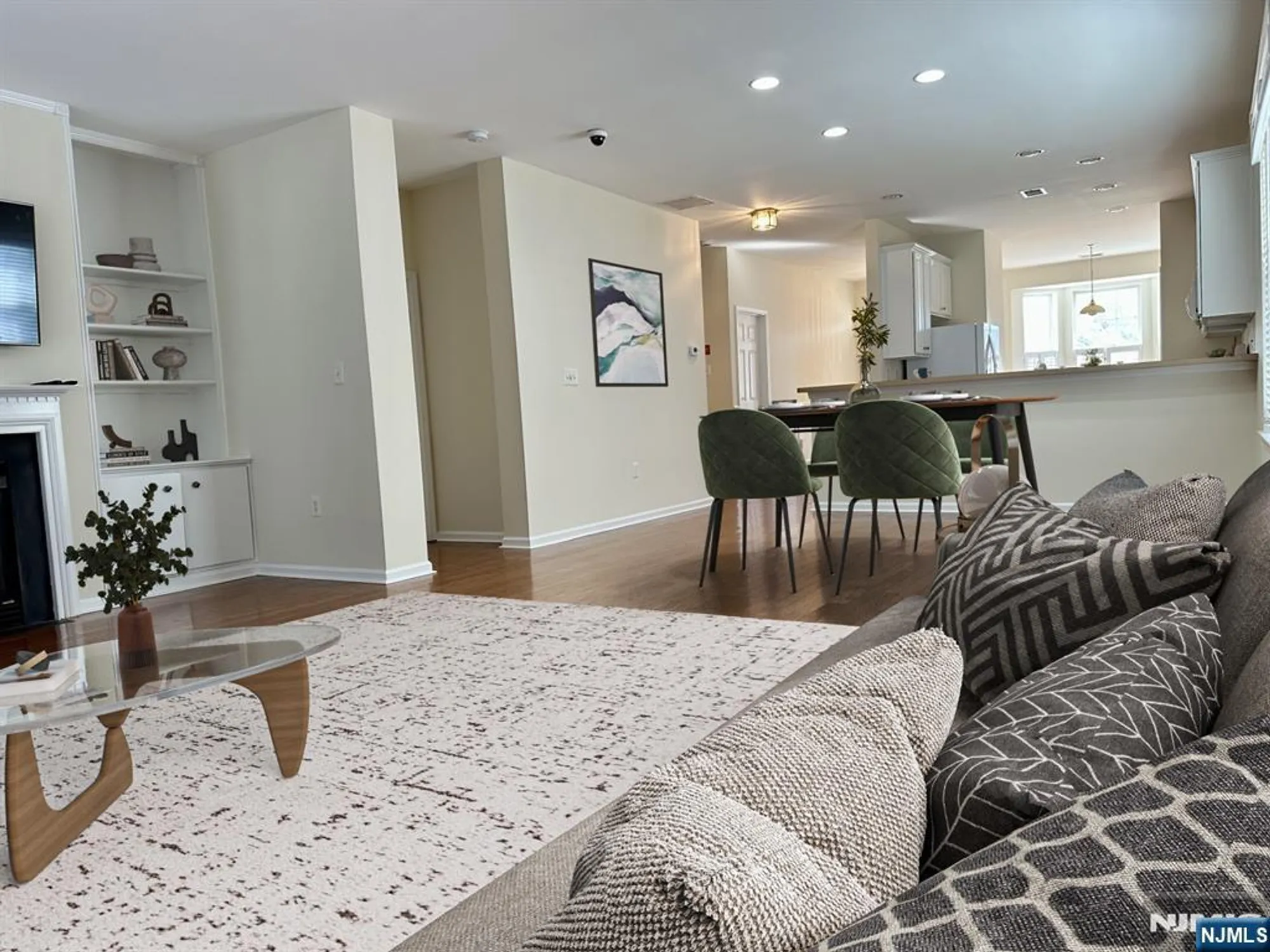 Property Slideshow image 5 of 14 | 18 waltham way, Jackson, NJ, 08527