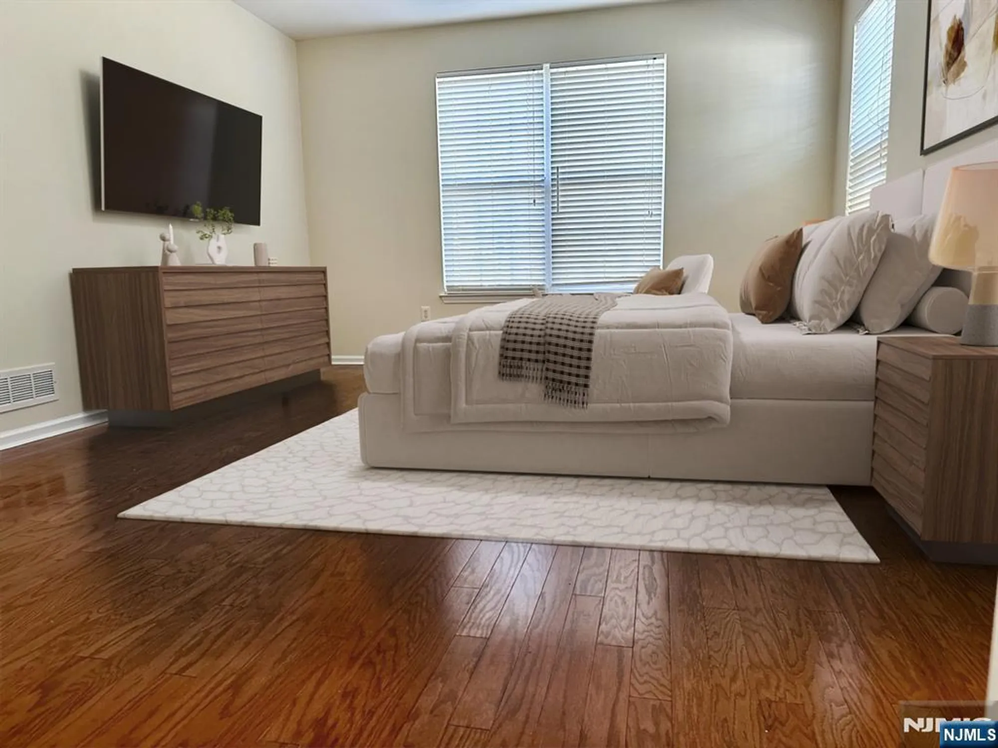 Property Slideshow image 7 of 14 | 18 waltham way, Jackson, NJ, 08527