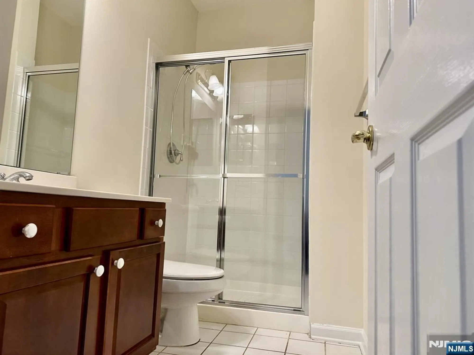 Property Slideshow image 8 of 14 | 18 waltham way, Jackson, NJ, 08527