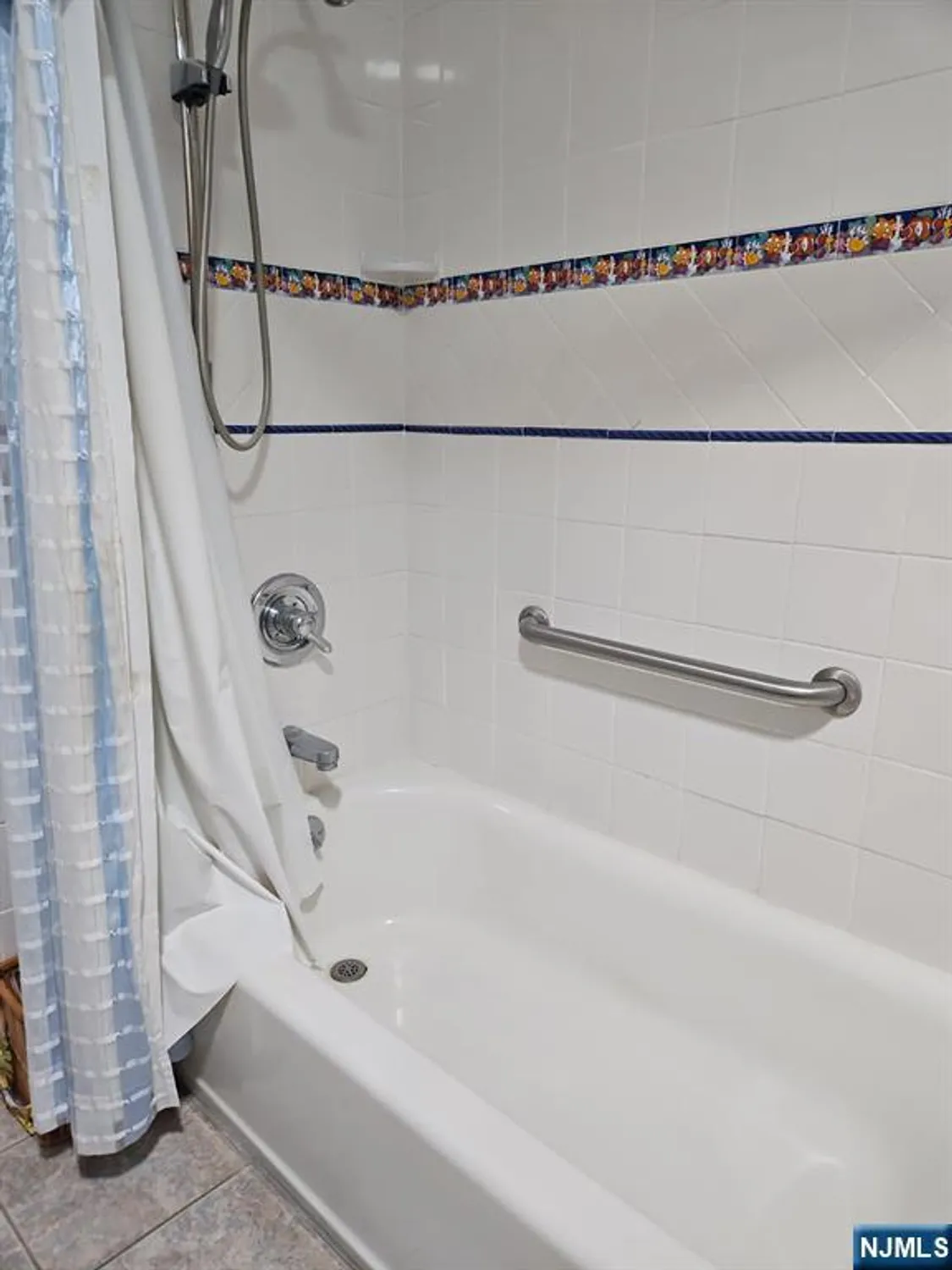 Property Slideshow image 17 of 35 | 27 maracaibo pl, Toms River, NJ, 08757