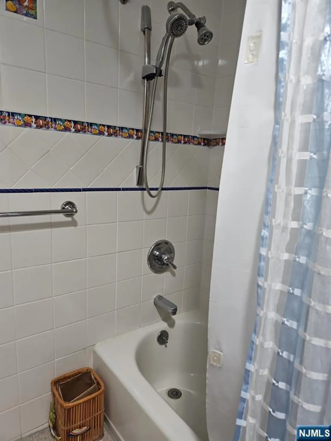 Property Slideshow image 20 of 35 | 27 maracaibo pl, Toms River, NJ, 08757