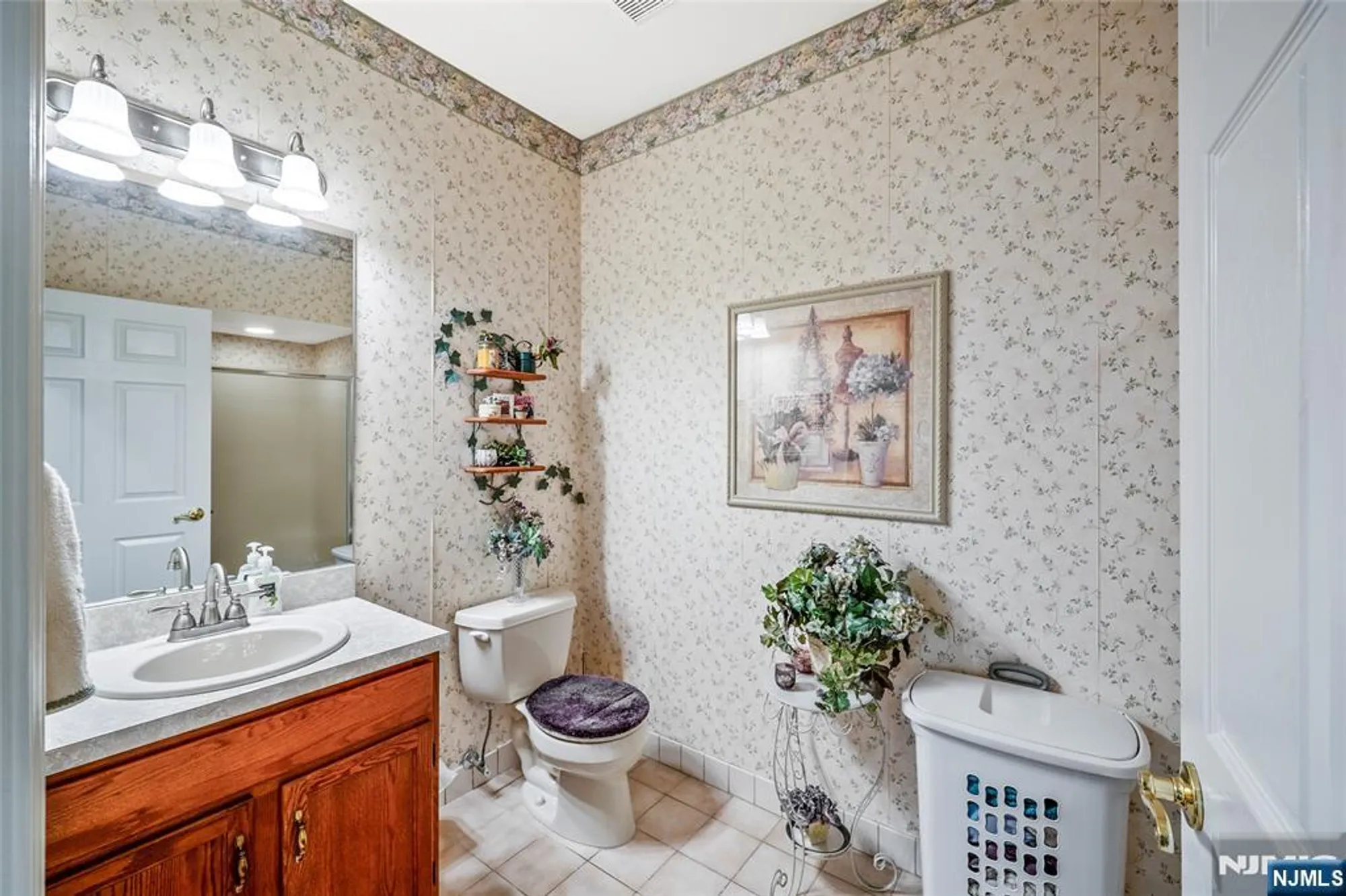 Property Slideshow image 13 of 20 | 7417 richmond rd, West Milford, NJ, 07480