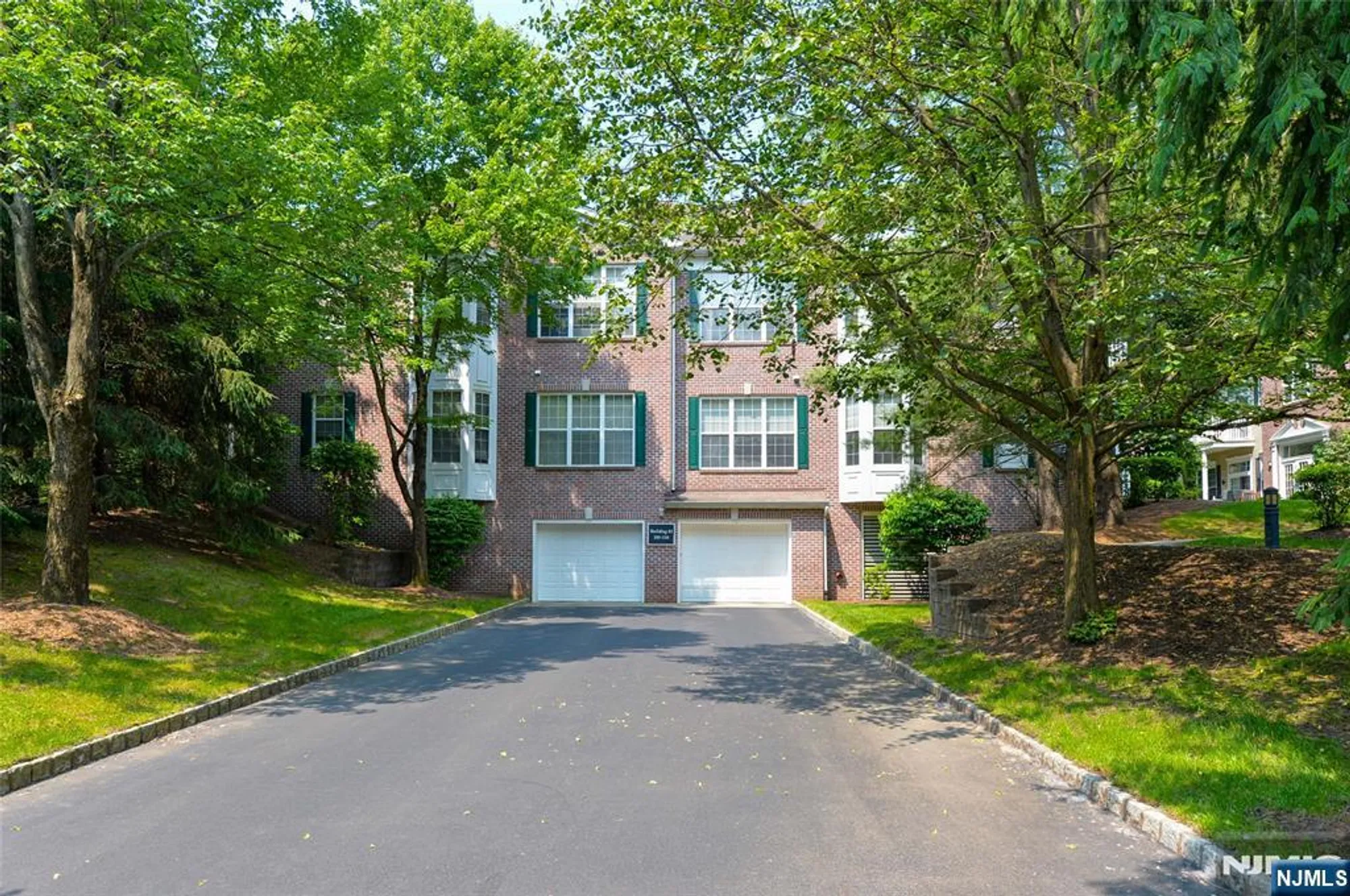 Property Slideshow image 2 of 25 | 103 four seasons dr # 103, Wayne, NJ, 07470