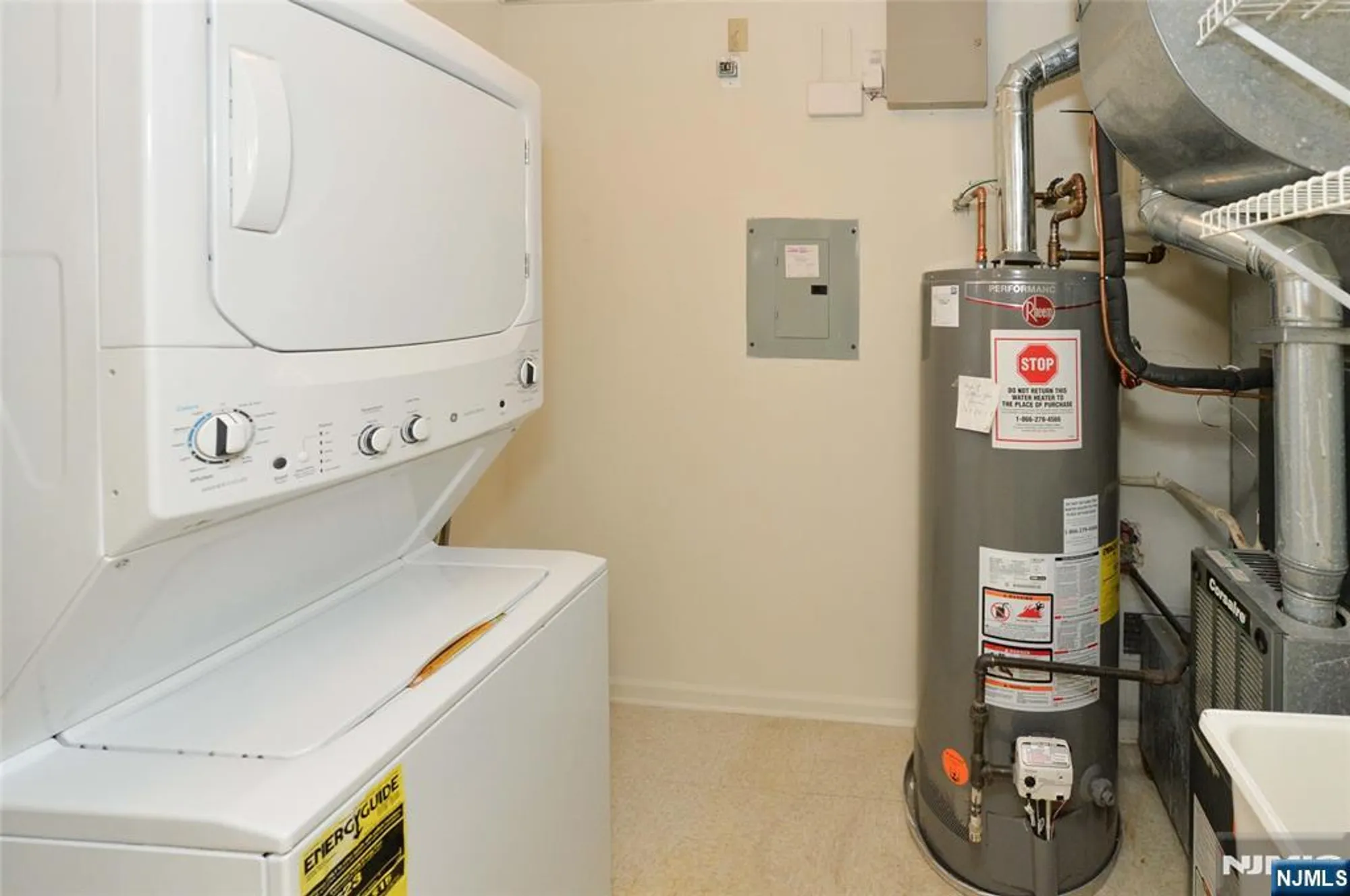 Property Slideshow image 17 of 25 | 103 four seasons dr # 103, Wayne, NJ, 07470