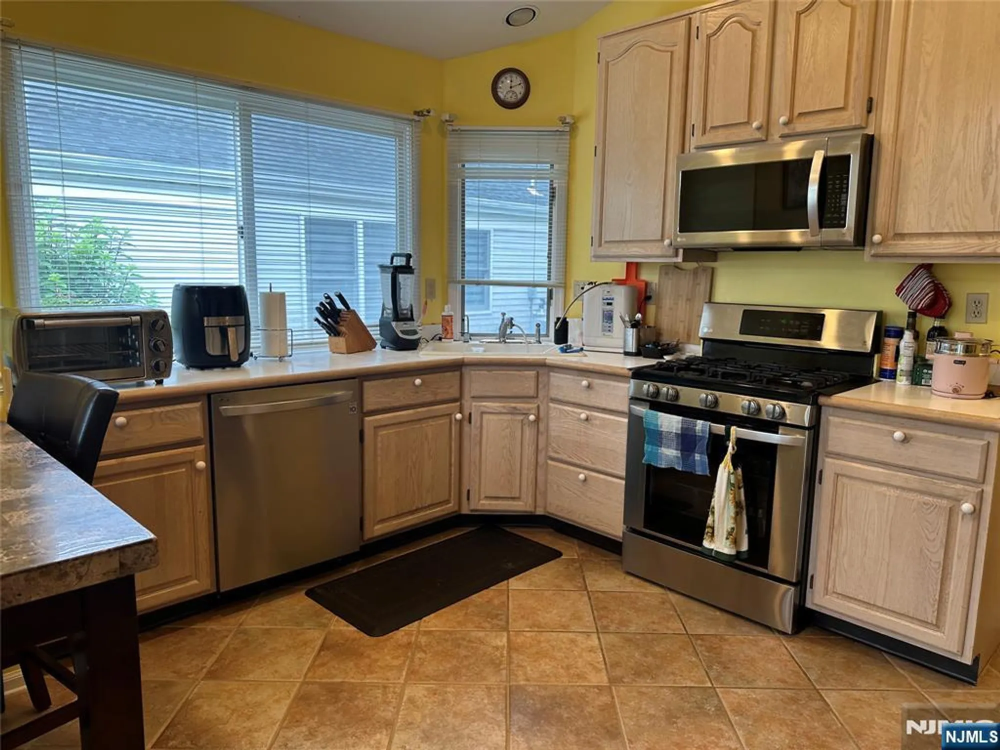 Property Slideshow image 13 of 38 | 2393 coral leaf rd, Toms River, NJ, 08755