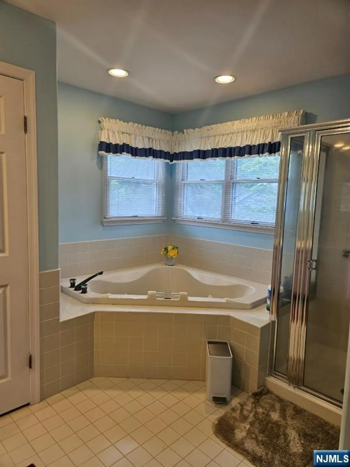 Property Slideshow image 17 of 38 | 2393 coral leaf rd, Toms River, NJ, 08755