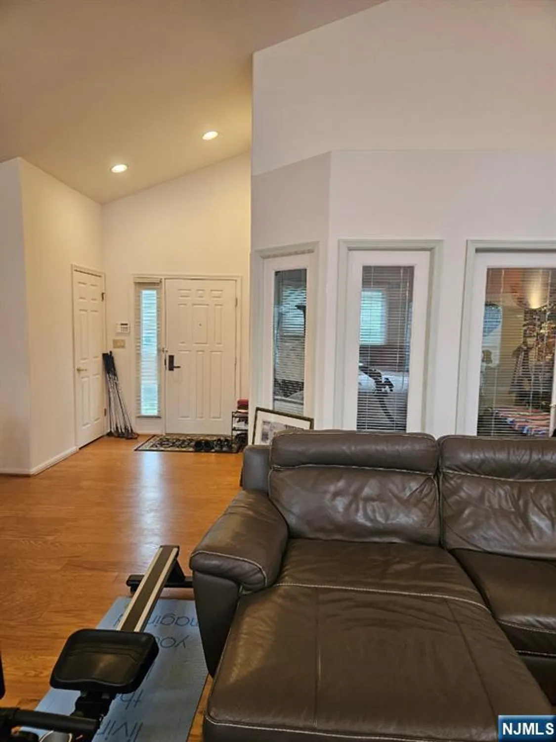 Property Slideshow image 4 of 38 | 2393 coral leaf rd, Toms River, NJ, 08755