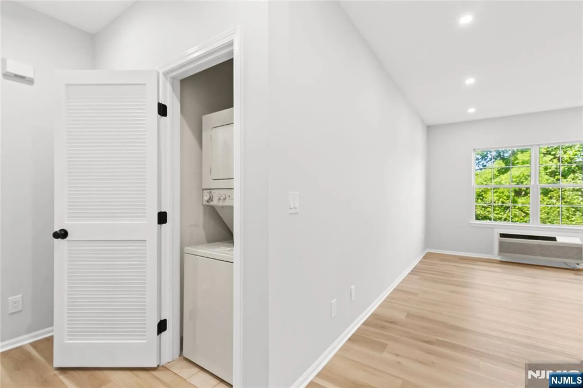 Property Slideshow image 6 of 12 | 1311 richmond rd, West Milford, NJ, 07480