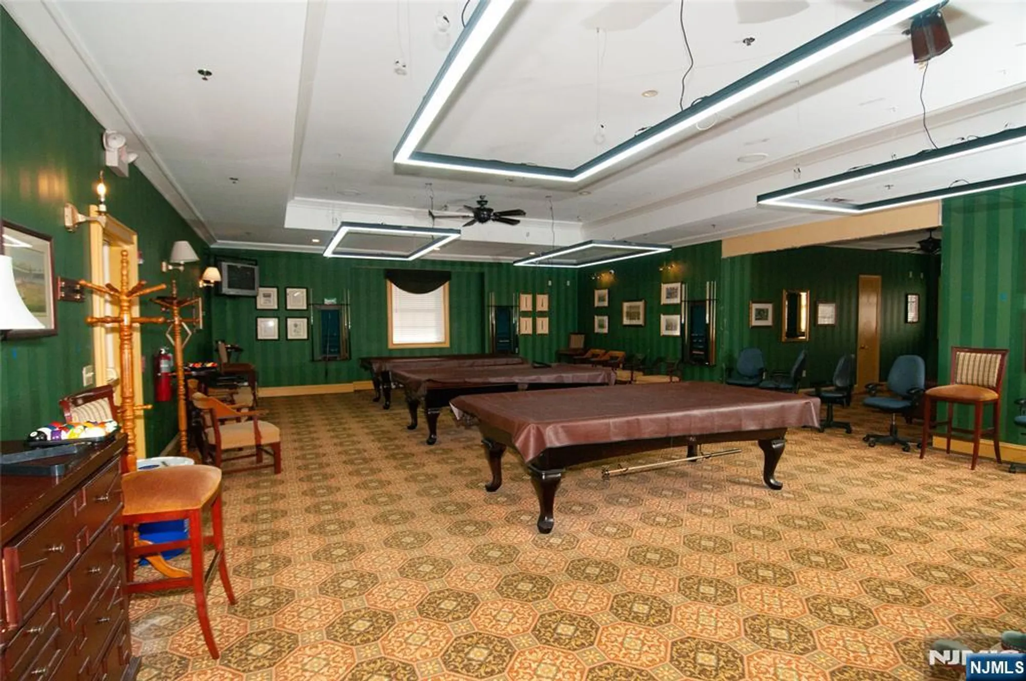 Property Slideshow image 37 of 40 | 12 farrington plz, Somerset, NJ, 08873