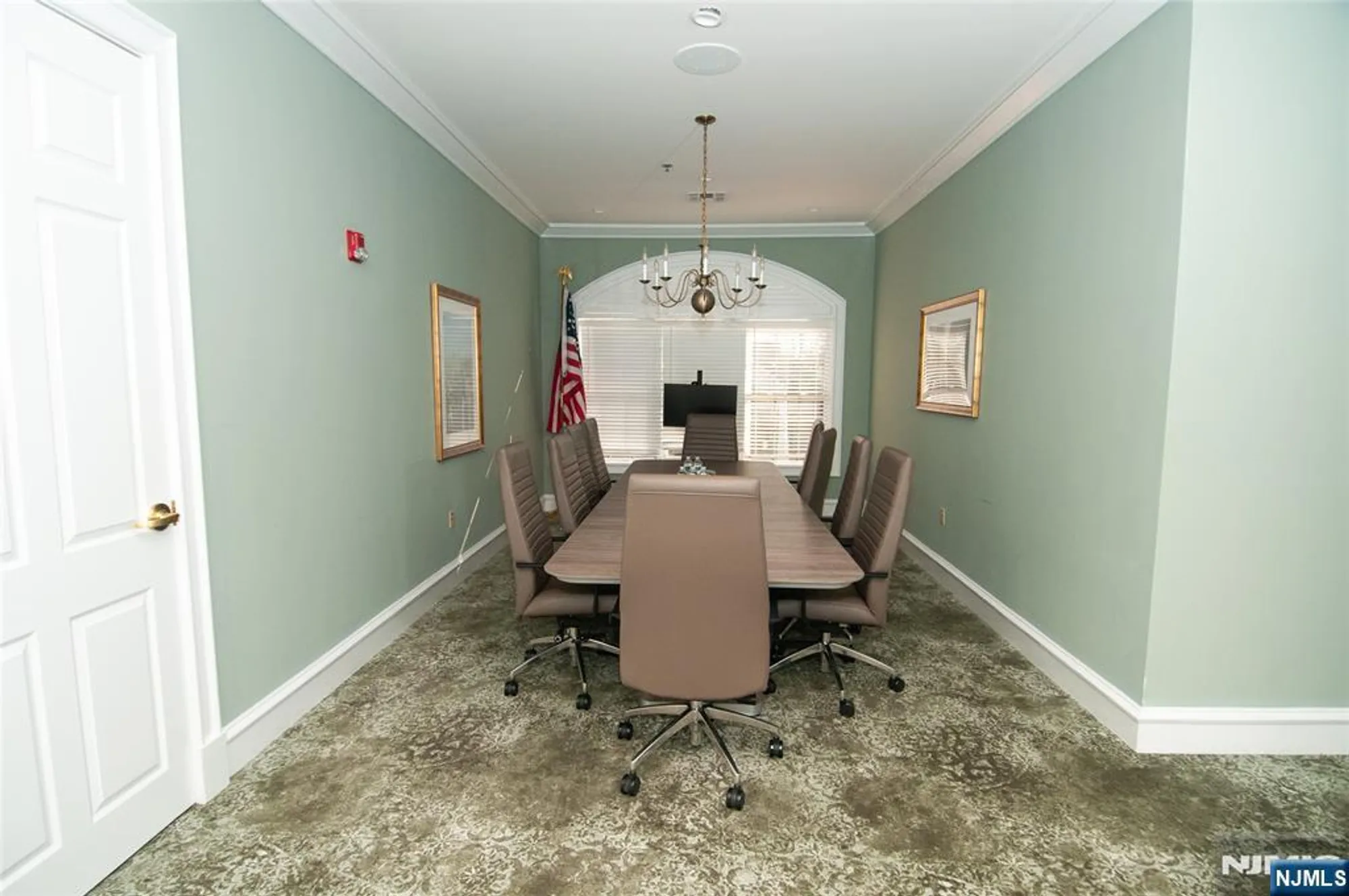 Property Slideshow image 38 of 40 | 12 farrington plz, Somerset, NJ, 08873