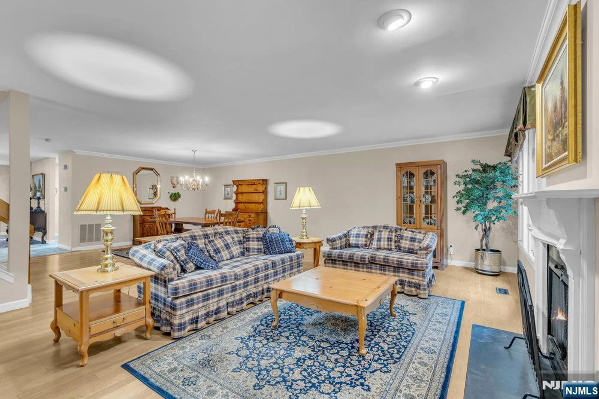 Property Slideshow image 12 of 46 | 39 litchult ln, Mahwah, NJ, 07430