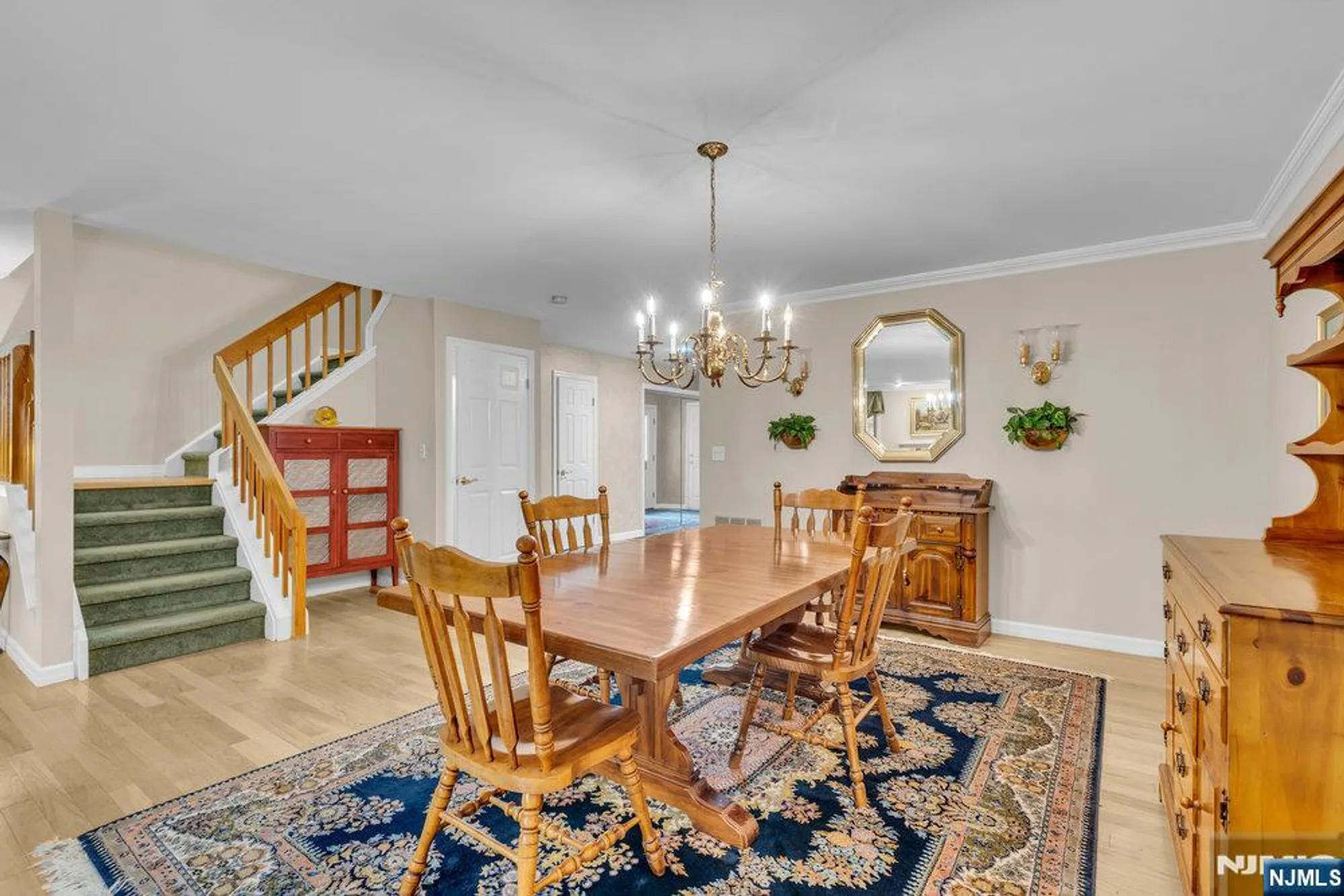 Property Slideshow image 19 of 46 | 39 litchult ln, Mahwah, NJ, 07430