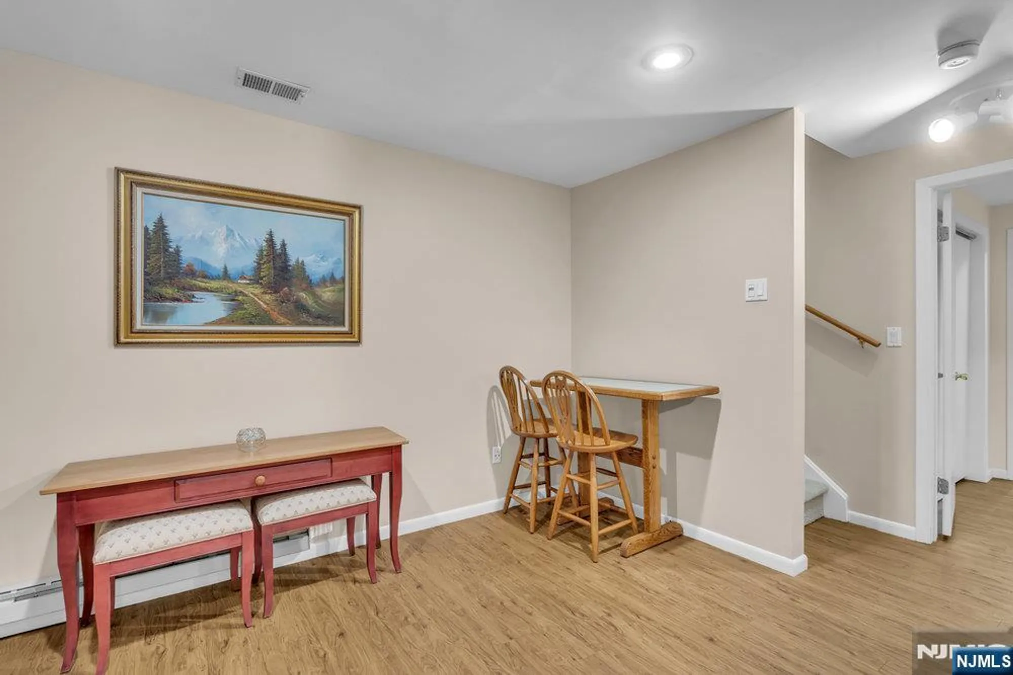 Property Slideshow image 36 of 46 | 39 litchult ln, Mahwah, NJ, 07430