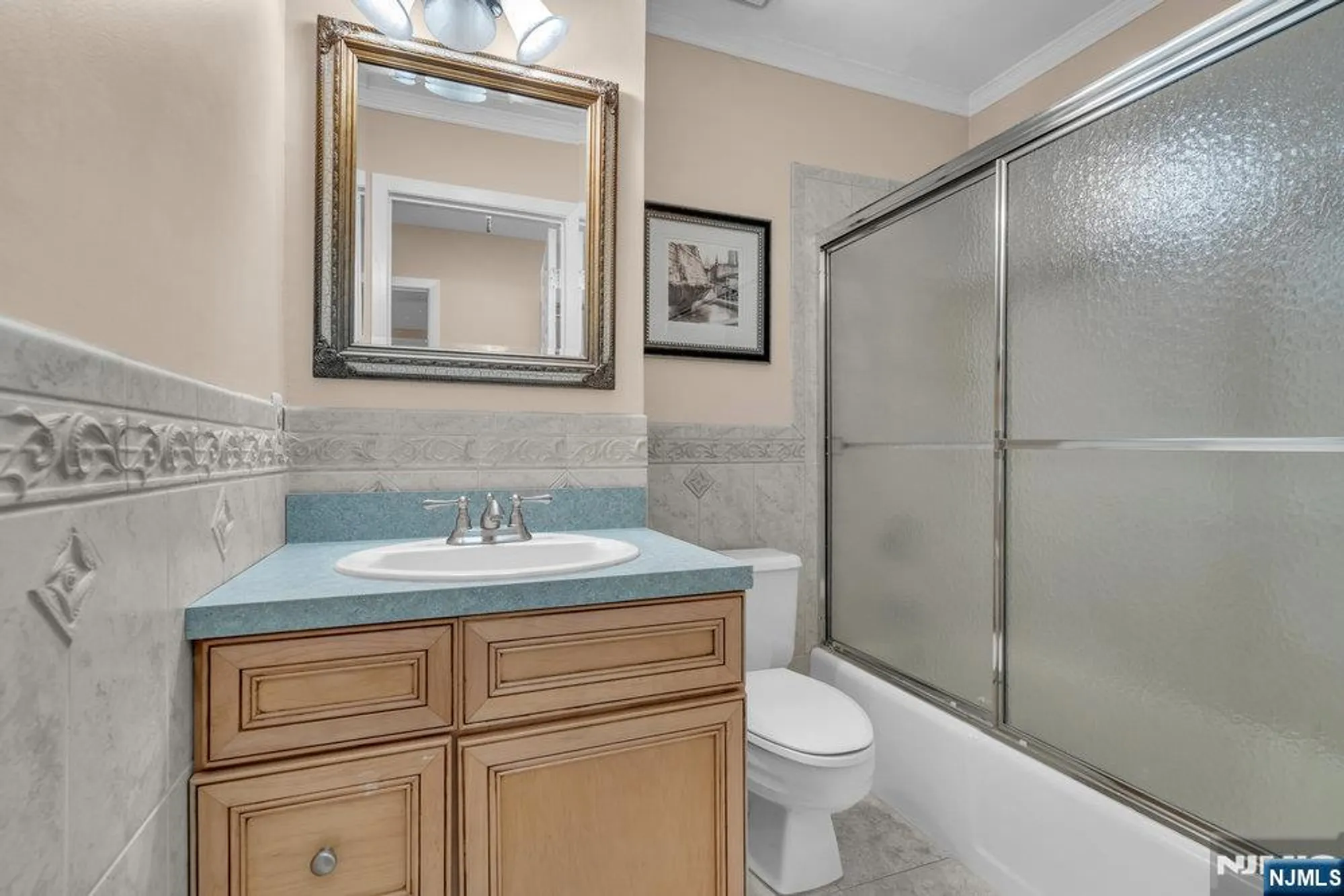Property Slideshow image 39 of 46 | 39 litchult ln, Mahwah, NJ, 07430