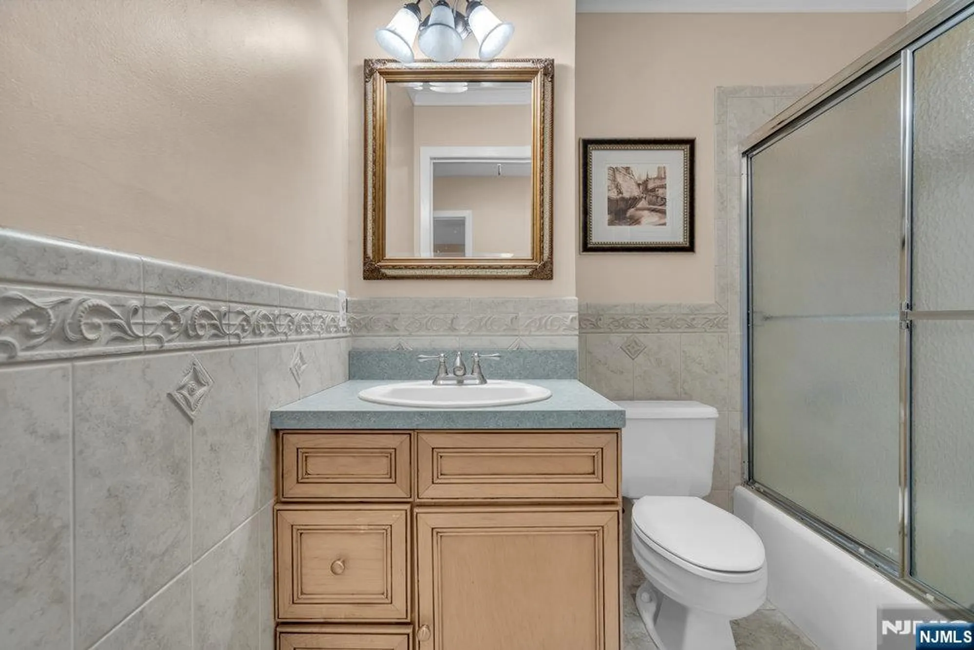 Property Slideshow image 40 of 46 | 39 litchult ln, Mahwah, NJ, 07430